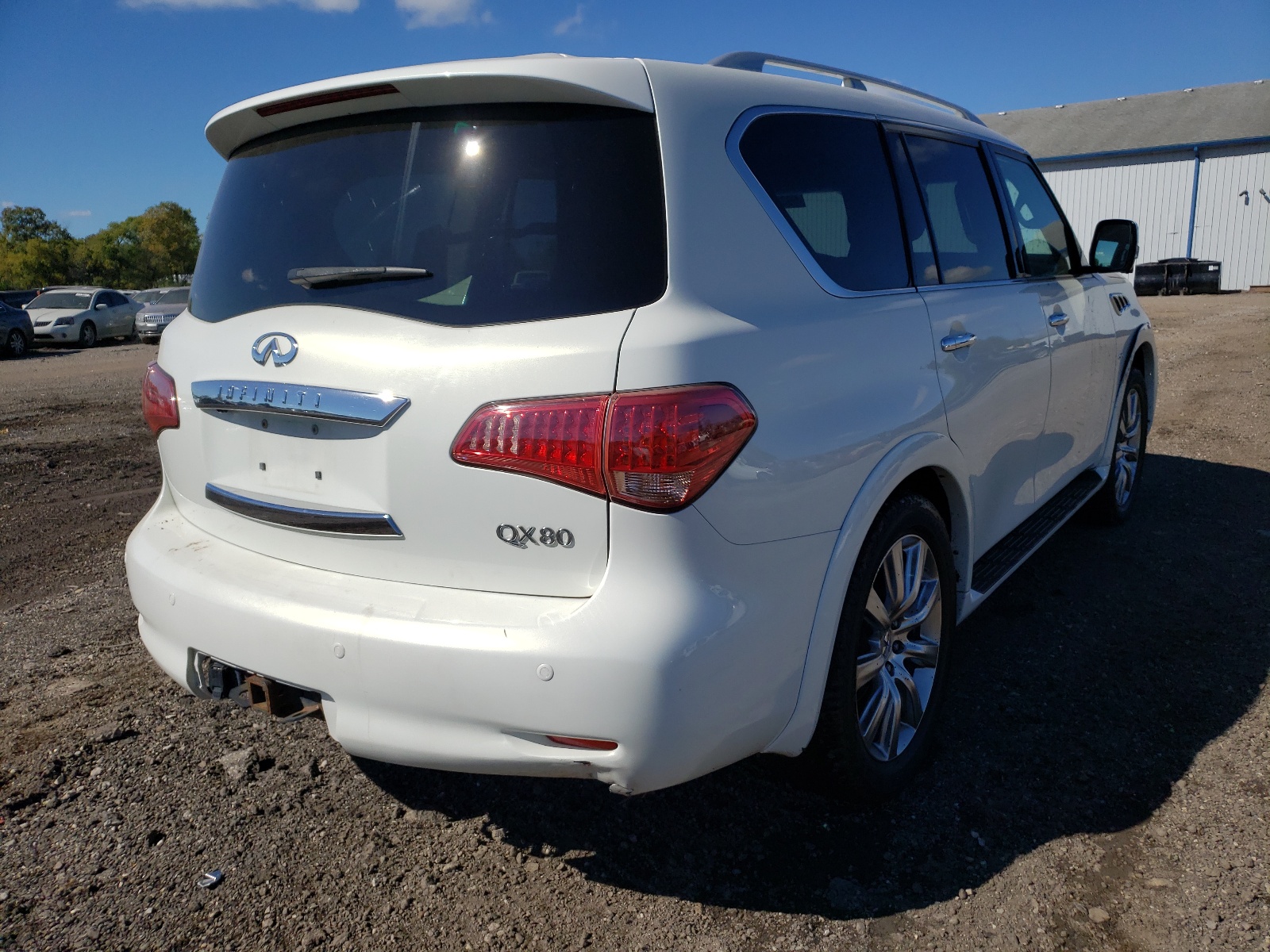 Photo 4 from auction – 2014 INFINITI QX80 with VIN JN8AZ2NE1E9062525