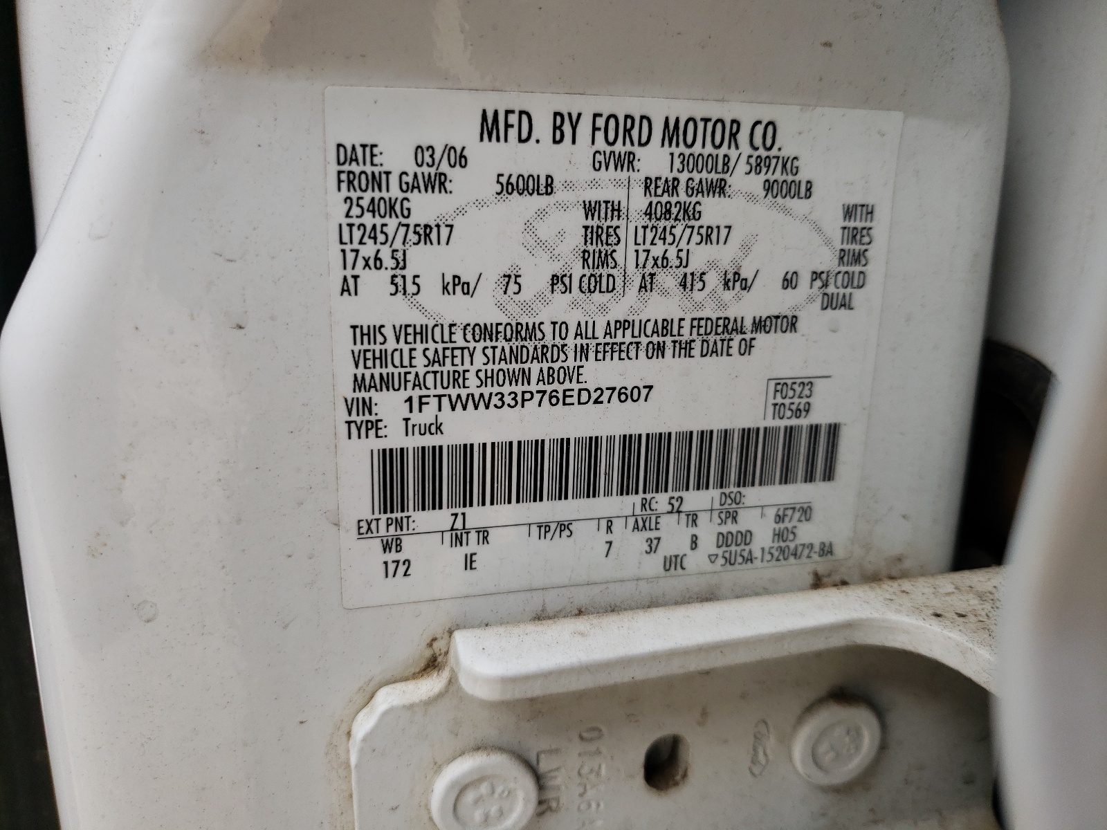 Photo 10 from auction – 2006 FORD F350 SUPER with VIN 1FTWW33P76ED27607