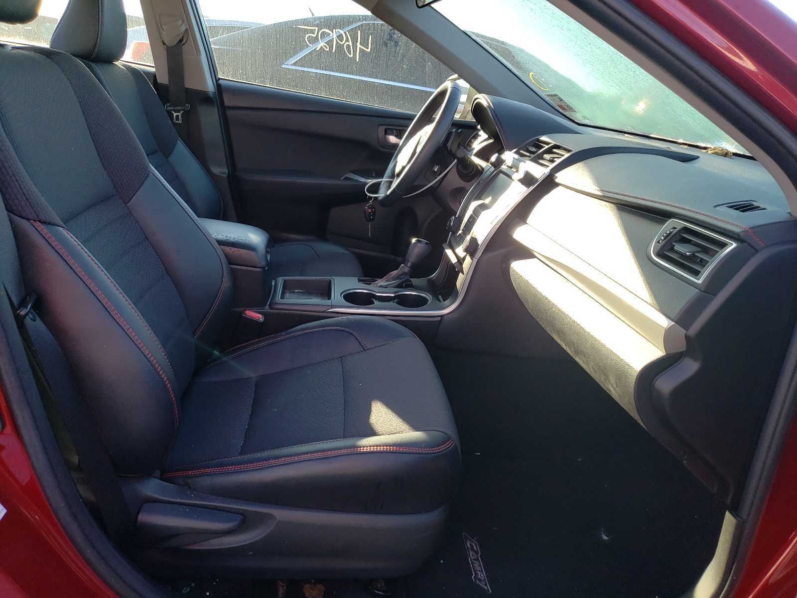 Photo 5 from auction – 2016 TOYOTA CAMRY LE with VIN 4T1BF1FK2GU613855
