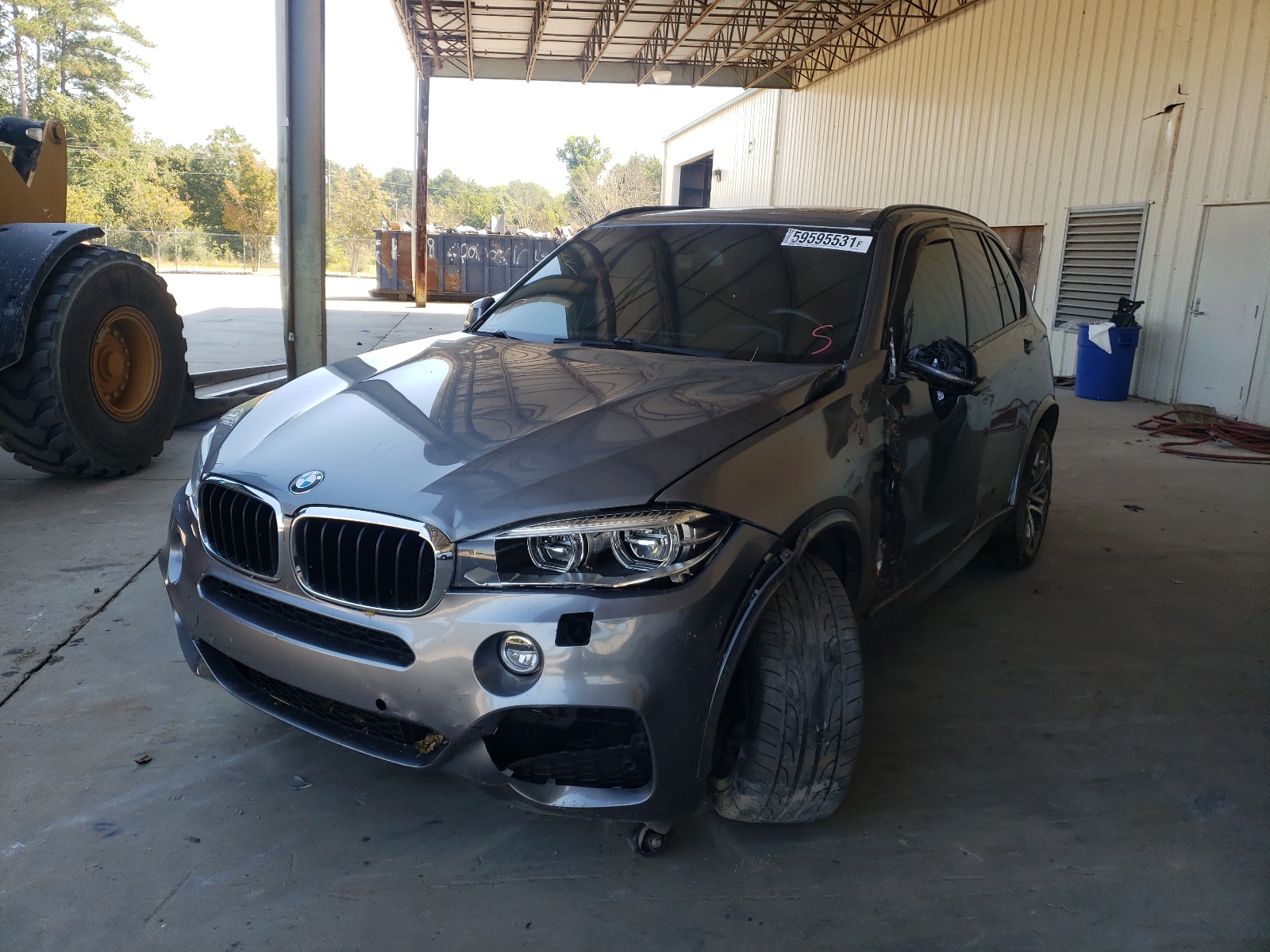 Photo 2 from auction – 2016 BMW X5 XDRIVE3 with VIN 5UXKR0C5XG0P34076
