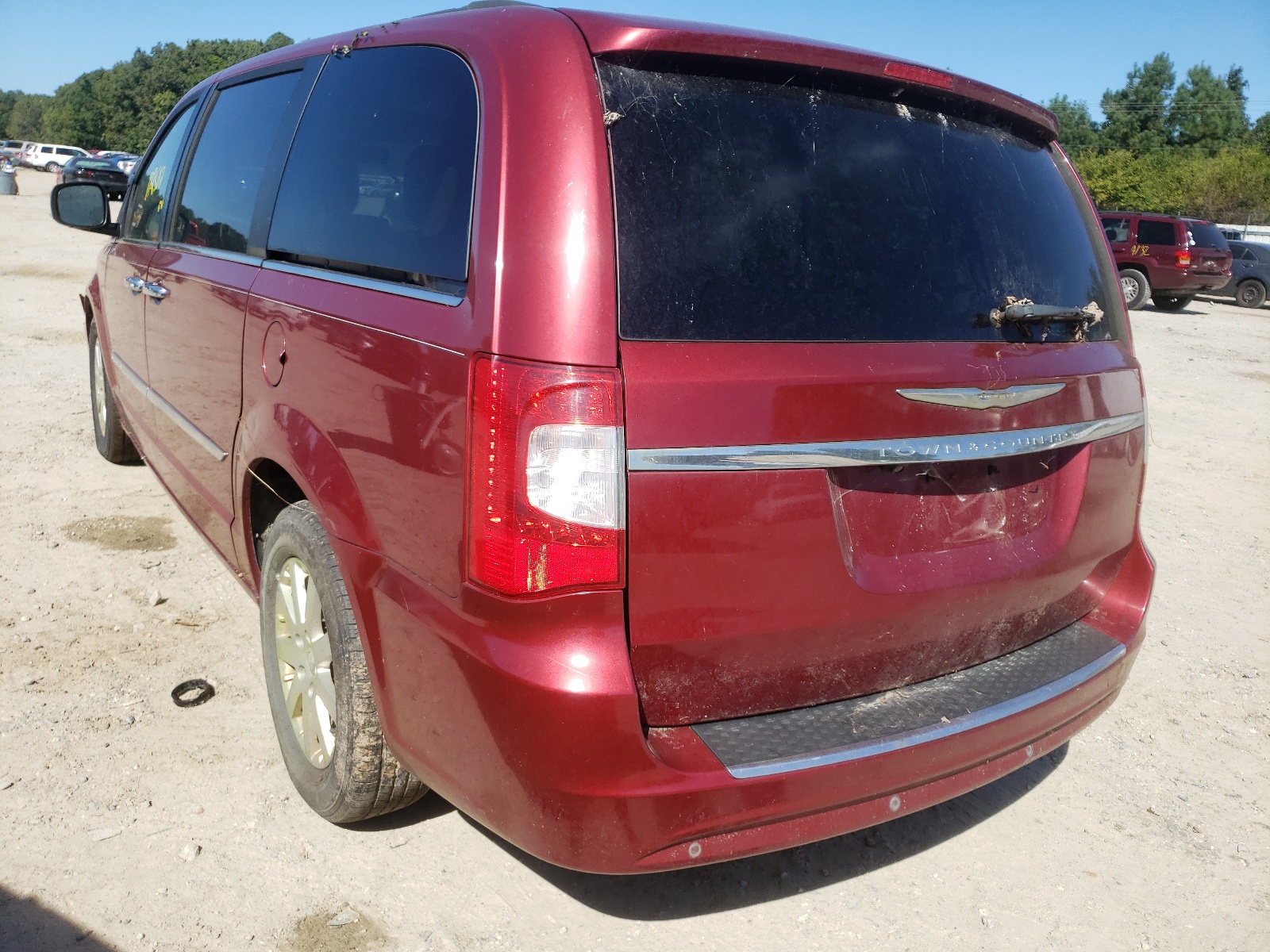 Photo 3 from auction – 2012 CHRYSLER TOWN & COU with VIN 2C4RC1CG9CR170882
