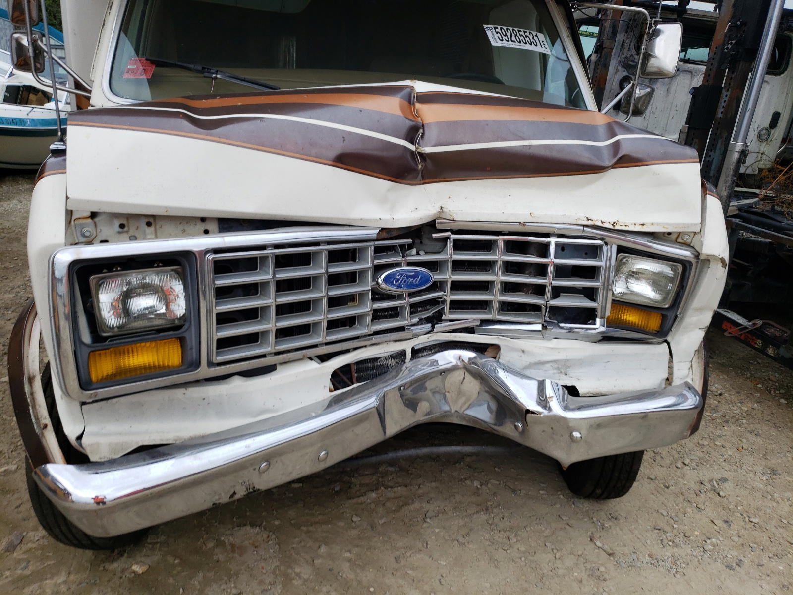 Photo 9 from auction – 1987 FORD ECONO with VIN 1FDKE30L7HHA79522