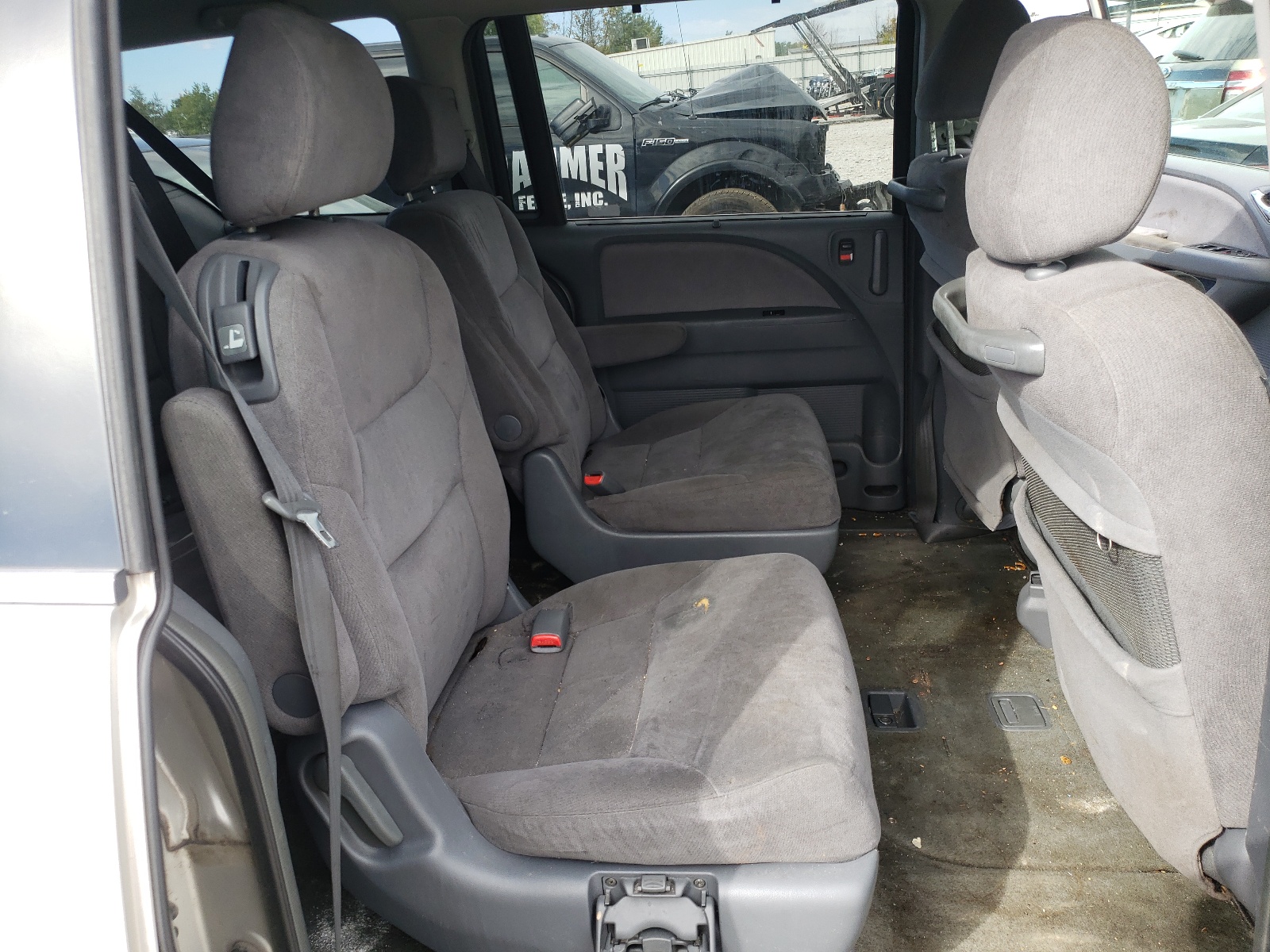 Photo 6 from auction – 2005 HONDA ODYSSEY EX with VIN 5FNRL38435B416799