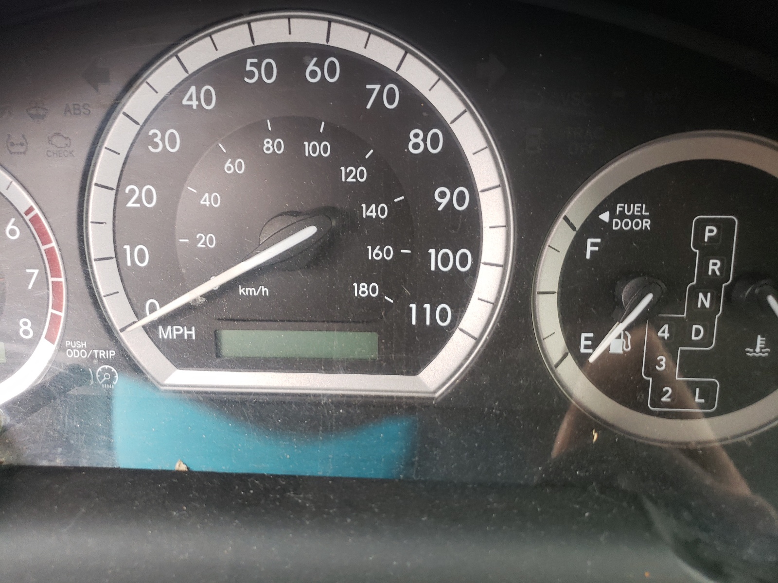 Photo 8 from auction – 2005 TOYOTA SIENNA XLE with VIN 5TDBA22C85S044390