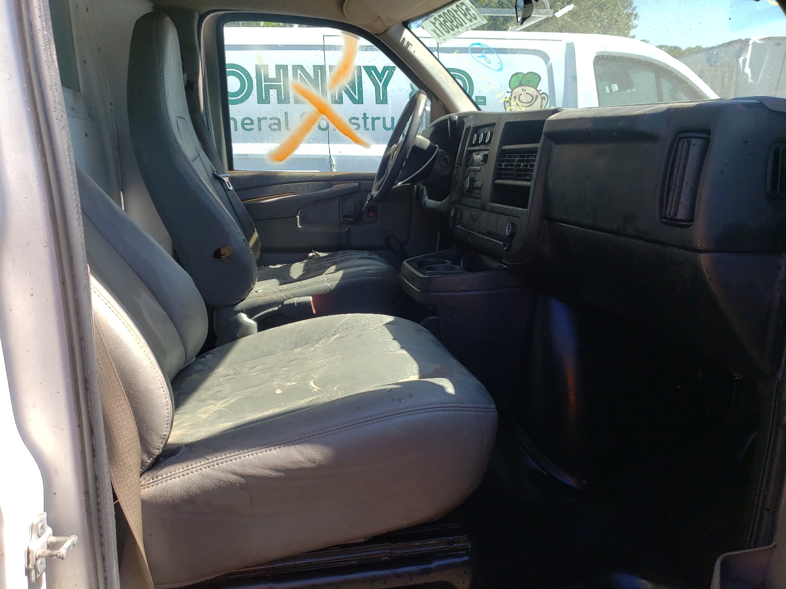 Photo 5 from auction – 2012 CHEVROLET EXPRESS G1 with VIN 1GCSGAFXXC1182335