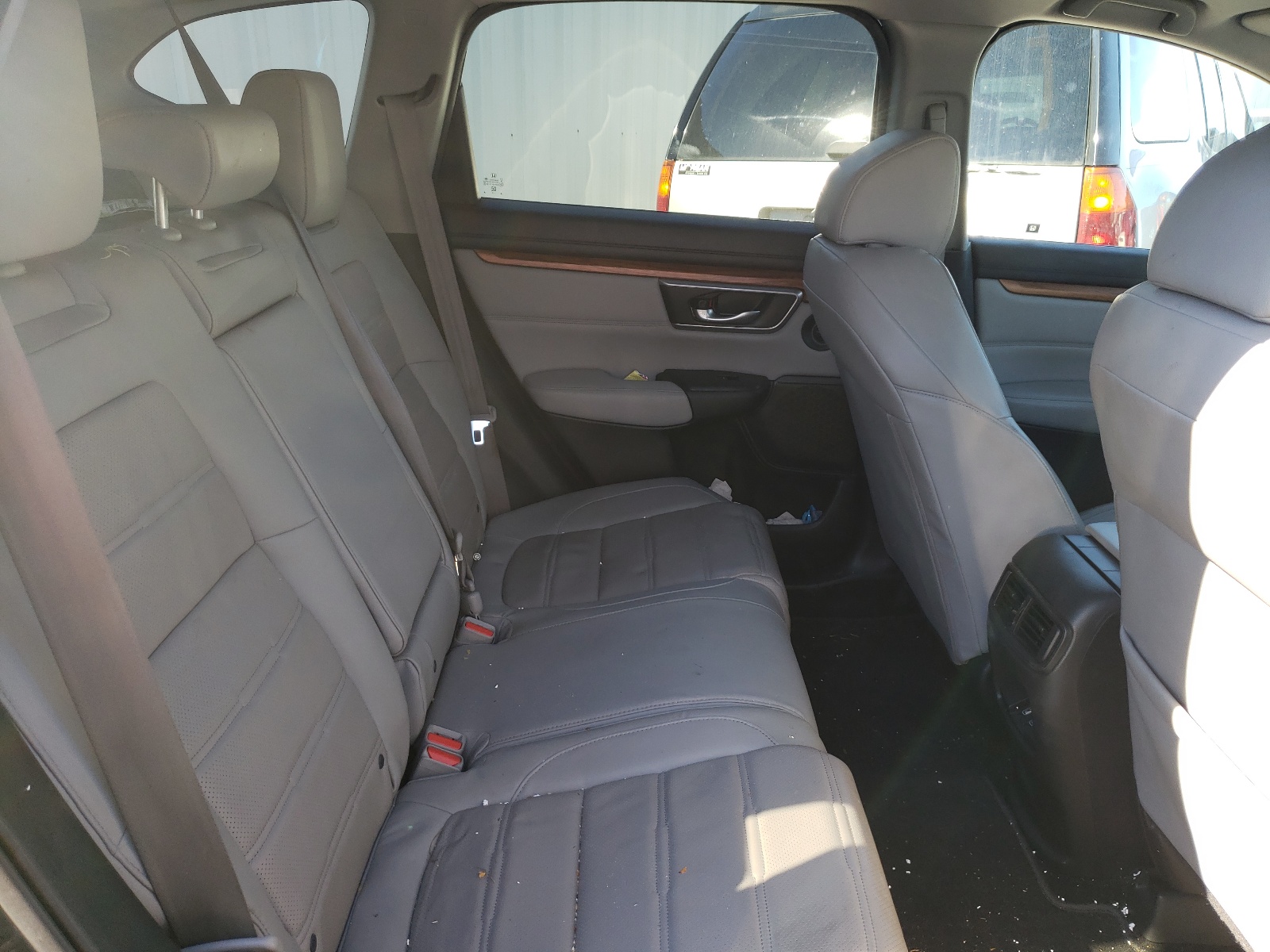 Photo 6 from auction – 2017 HONDA CR-V EXL with VIN 7FARW1H84HE011588