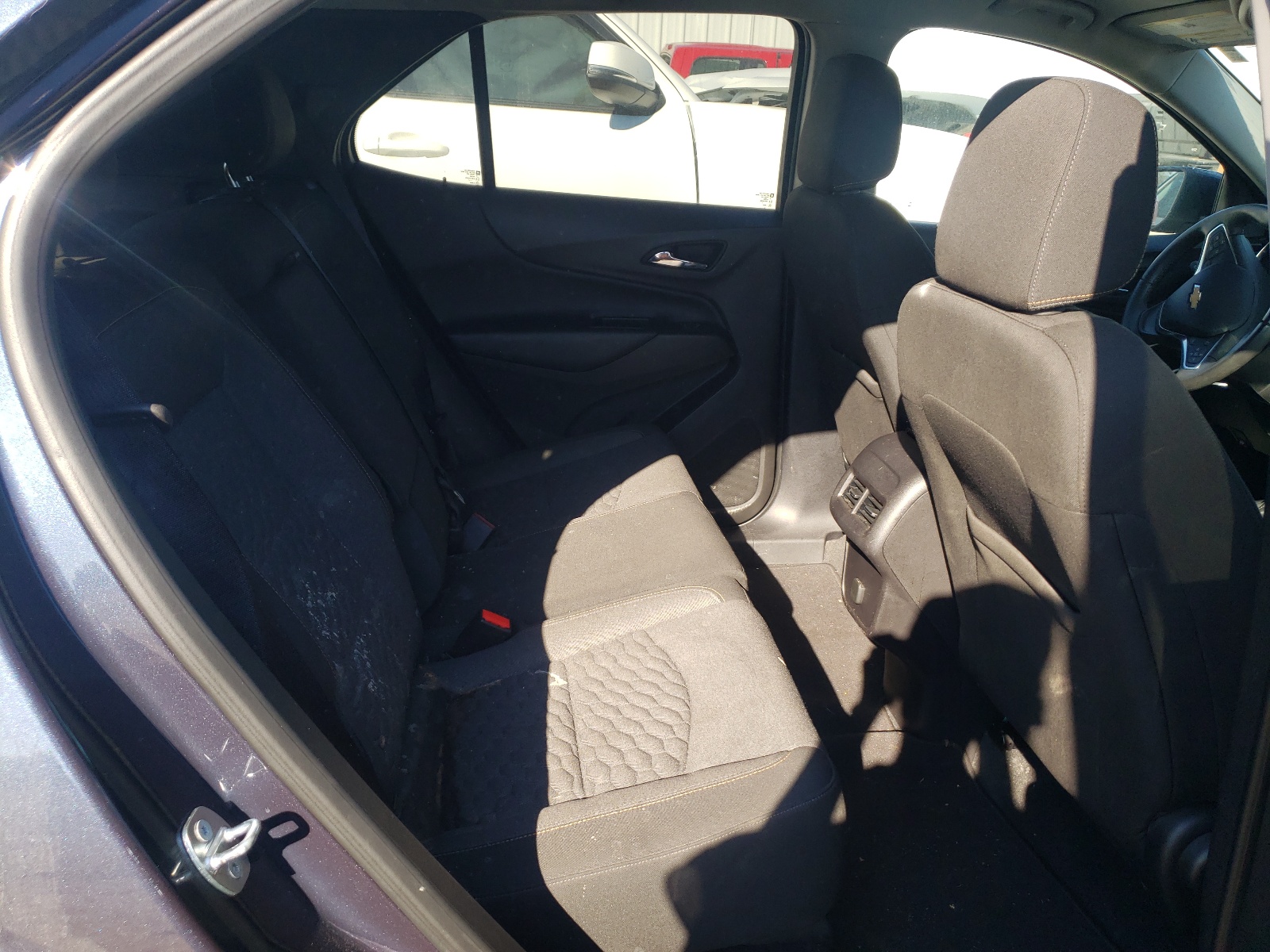 Photo 6 from auction – 2018 CHEVROLET EQUINOX LT with VIN 3GNAXJEV8JL108047