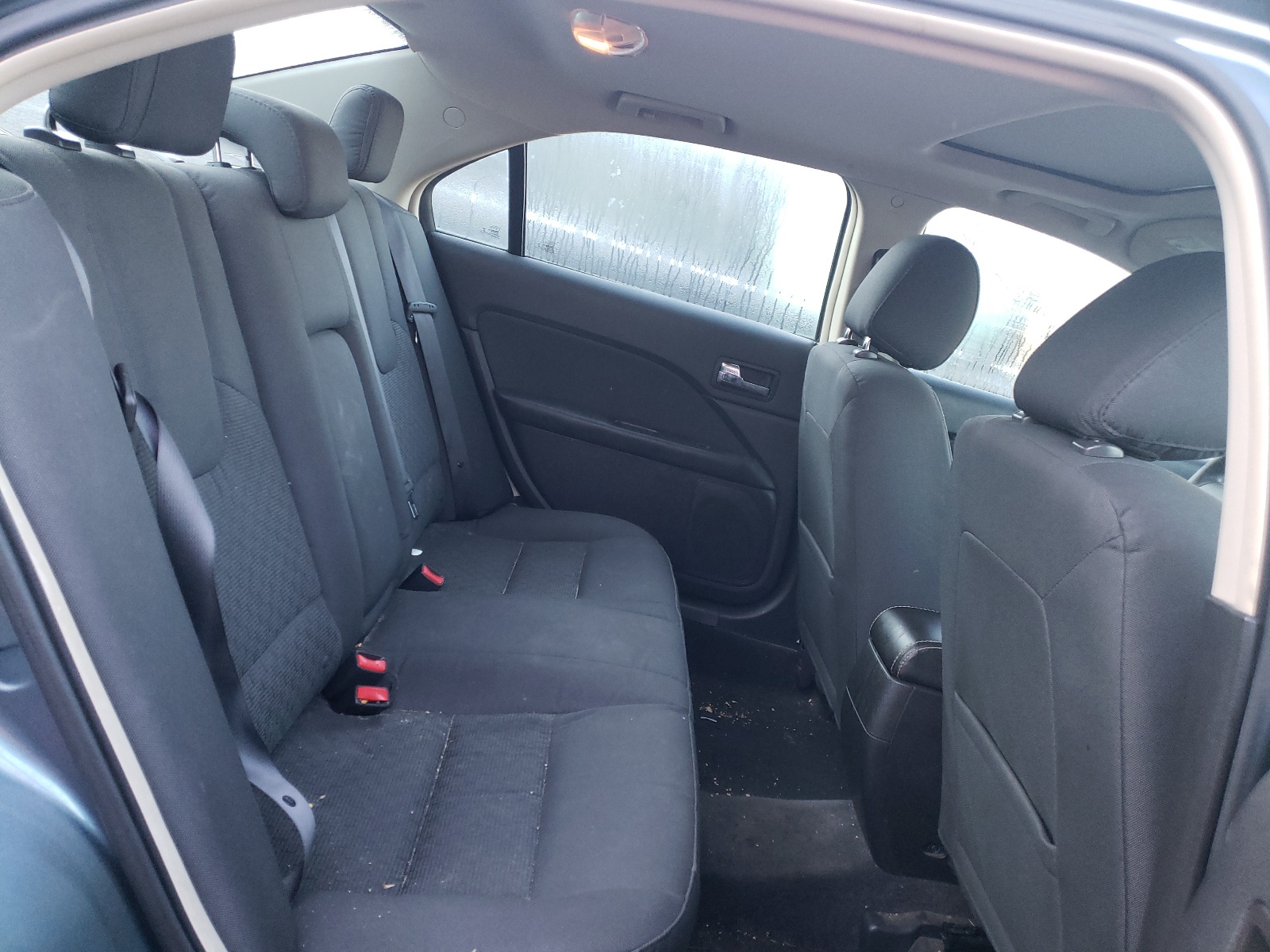 Photo 6 from auction – 2012 FORD FUSION SE with VIN 3FAHP0HA2CR435821