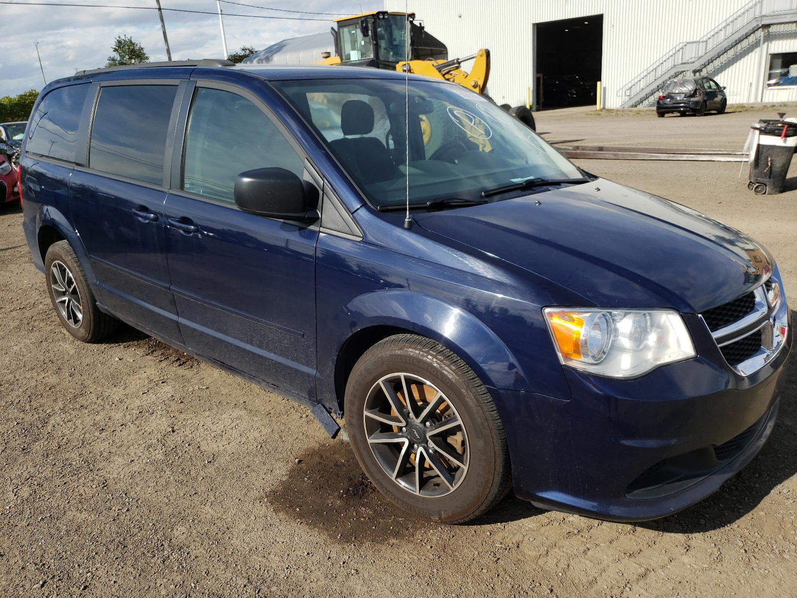 DODGE GRAND CARA 2016 with VIN 2C4RDGBG7GR248275 - Photo from auction