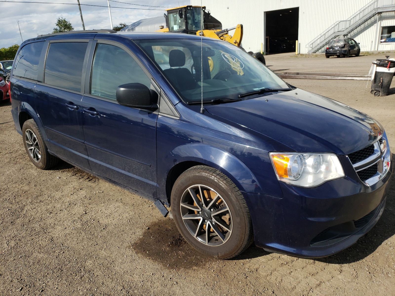 صورة رقم 1 من المزاد - 2016 DODGE GRAND CARA مع VIN 2C4RDGBG7GR248275