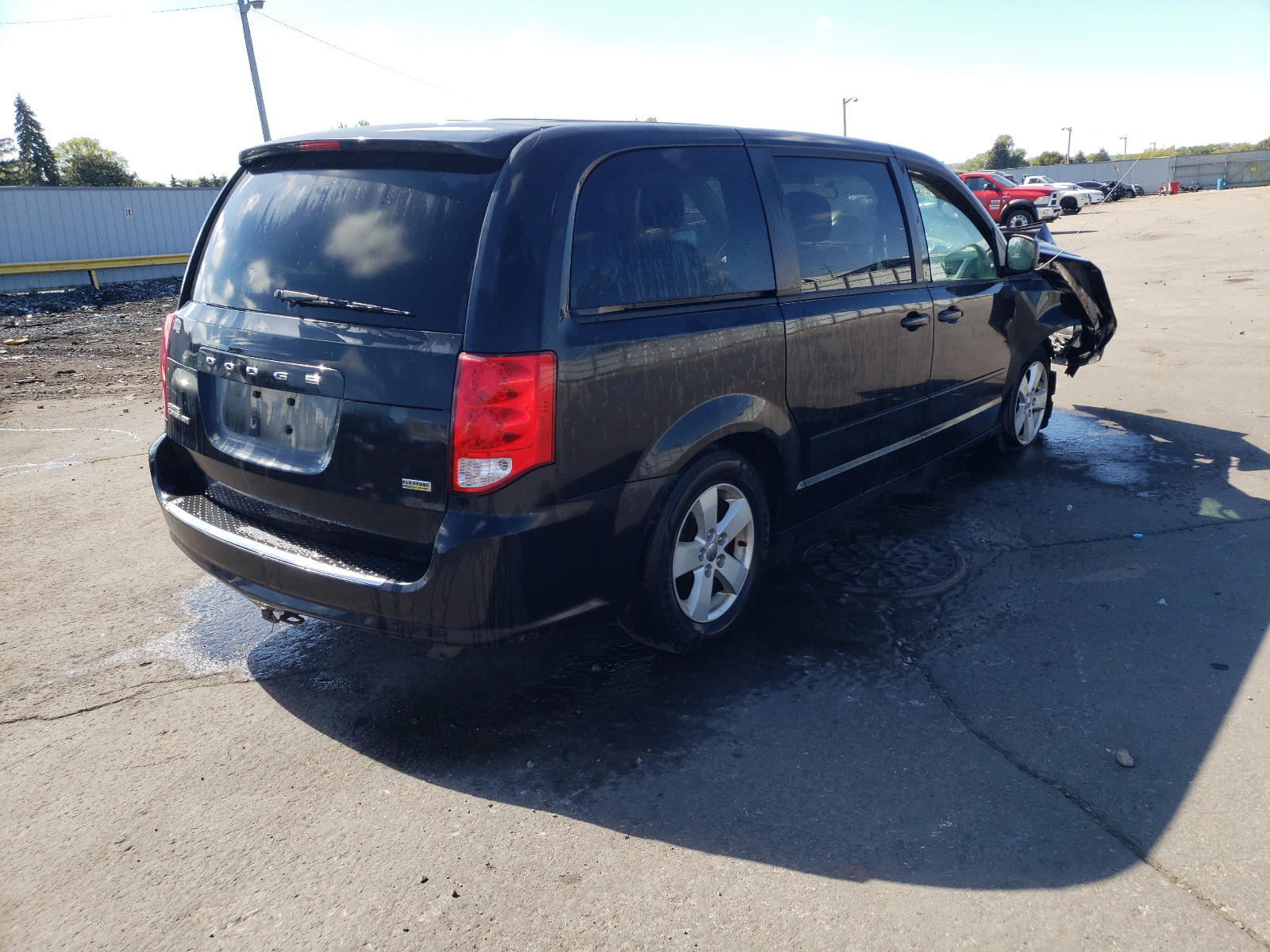 Photo 4 from auction – 2013 DODGE GRAND CARA with VIN 2C4RDGBG8DR757822