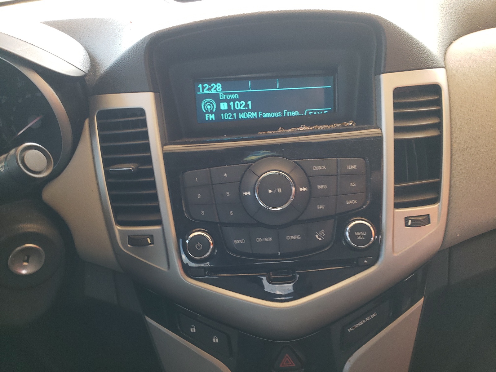 Photo 9 from auction – 2012 CHEVROLET CRUZE LS with VIN 1G1PC5SH3C7150226