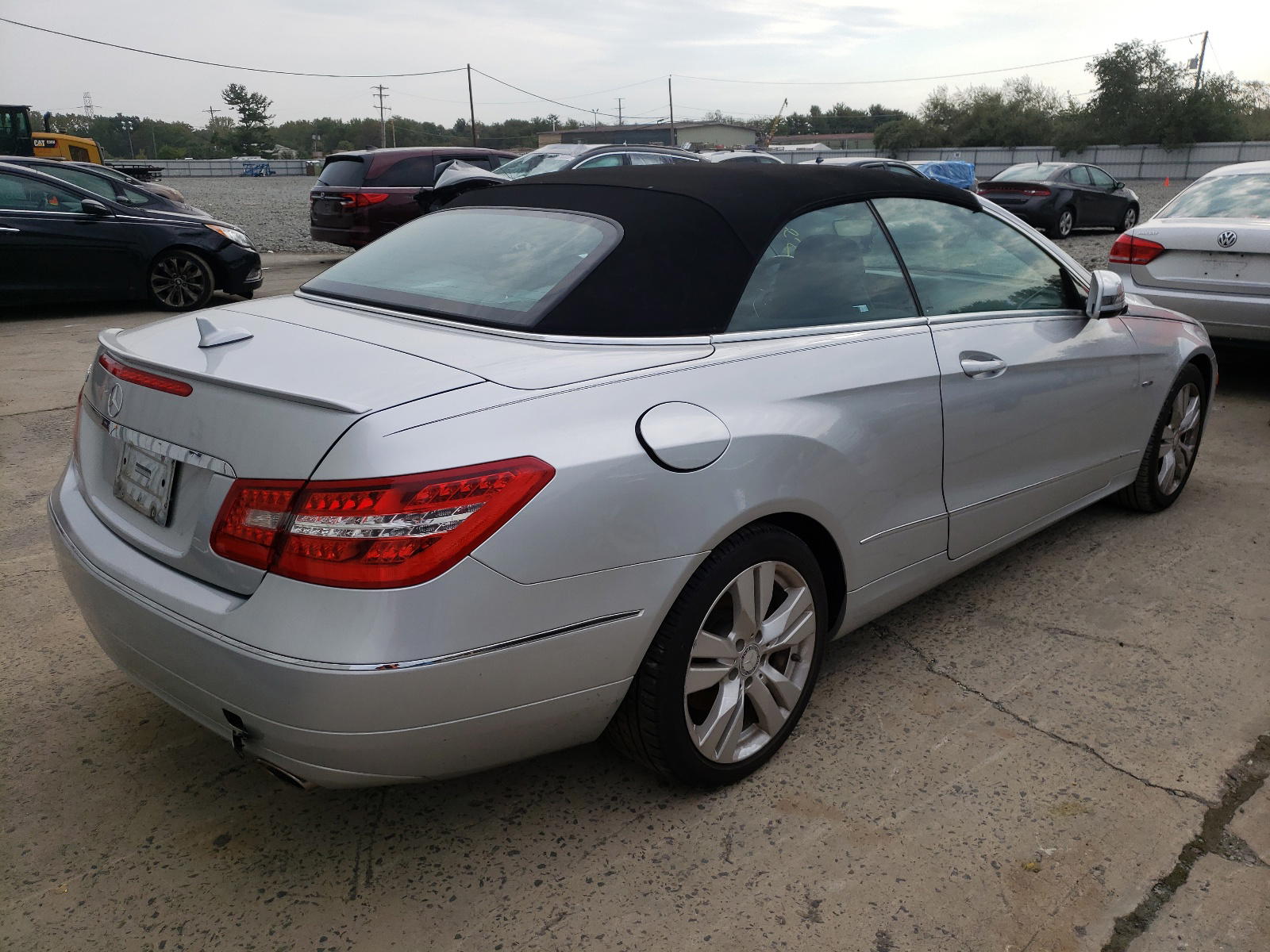 Photo 4 from auction – 2012 MERCEDES-BENZ E 350 with VIN WDDKK5KF3CF168949