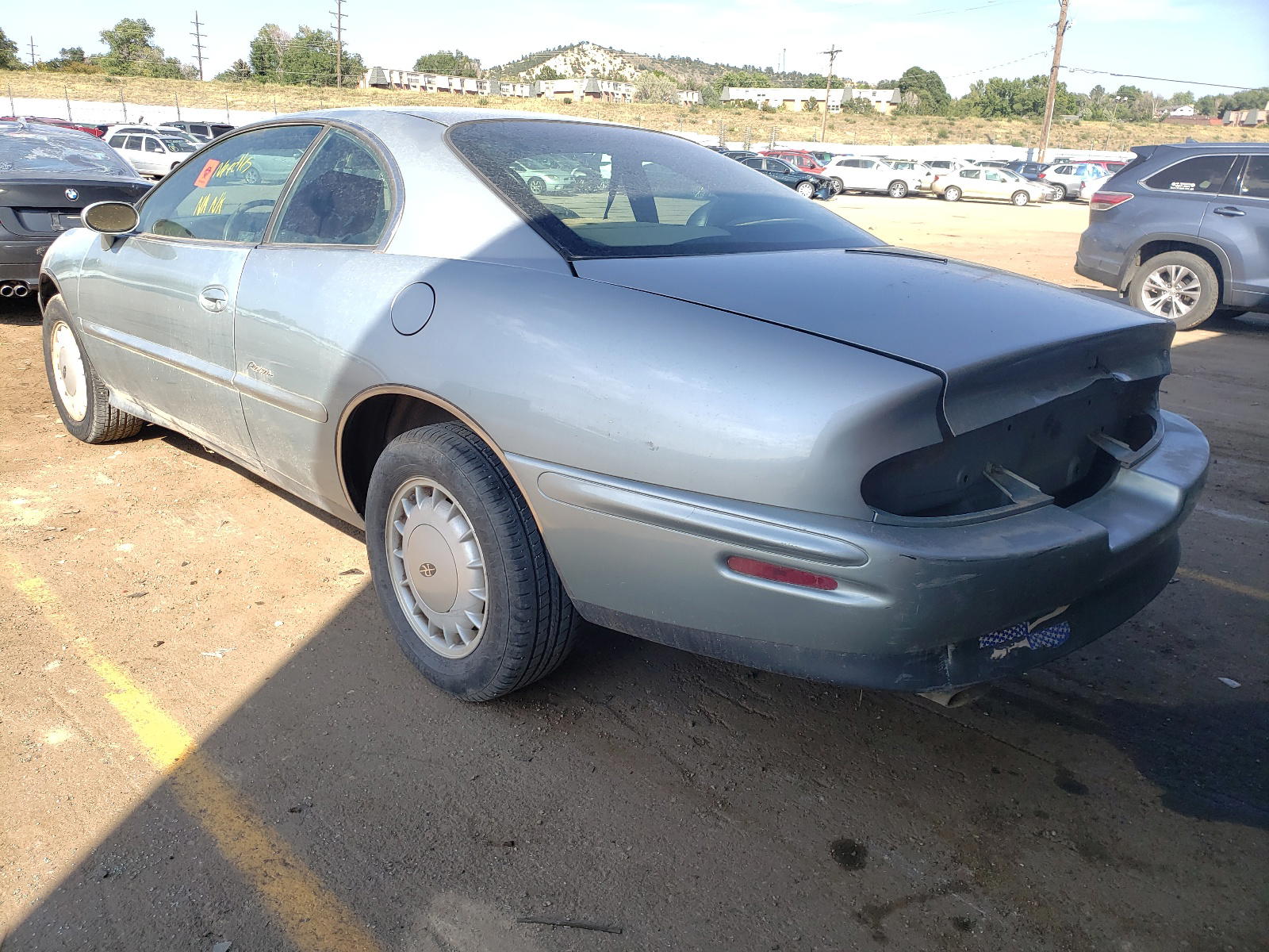 Photo 3 from auction – 1995 BUICK RIVIERA with VIN 1G4GD22K5S4729020