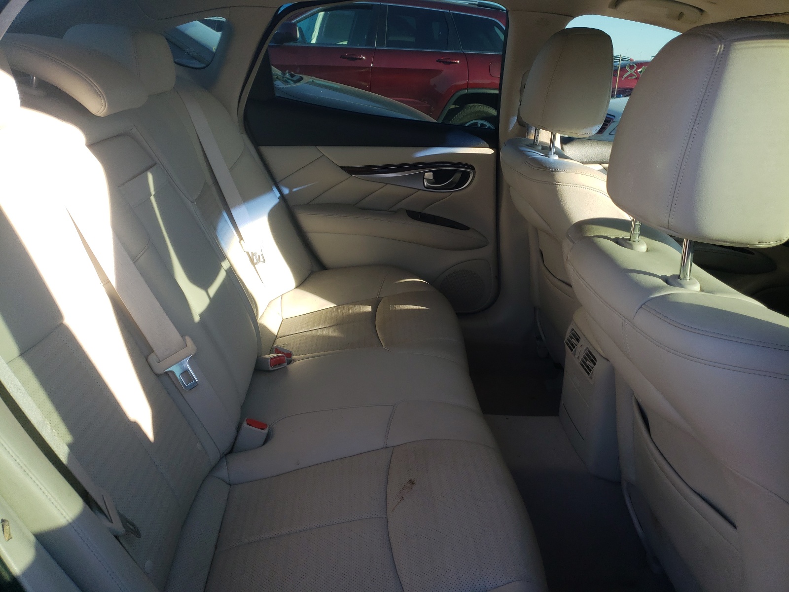 Photo 6 from auction – 2011 INFINITI M37 with VIN JN1BY1AP3BM322729