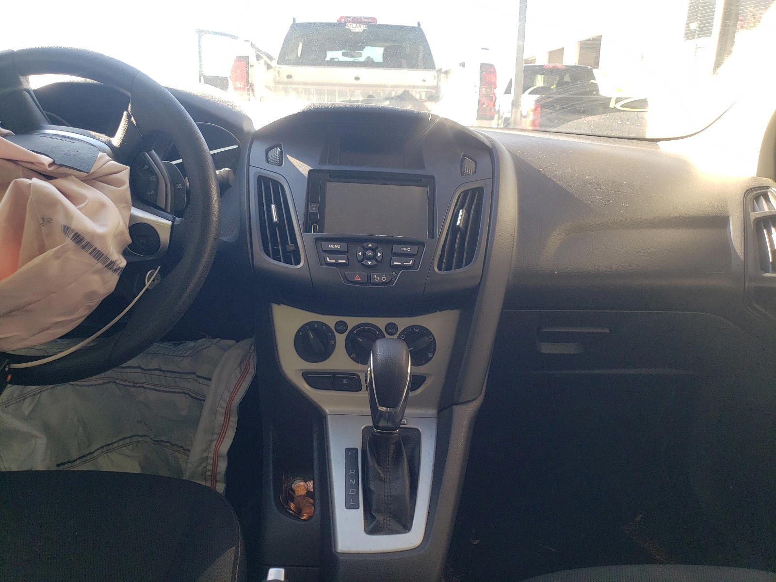 Photo 9 from auction – 2013 FORD FOCUS SE with VIN 1FADP3F23DL282541