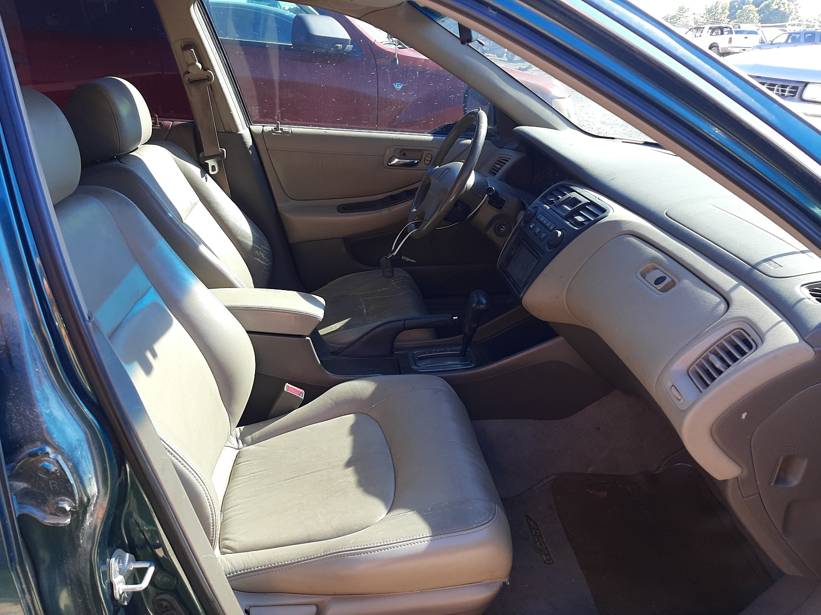 Photo 5 from auction – 2002 HONDA ACCORD with VIN JHMCG566X2C007409