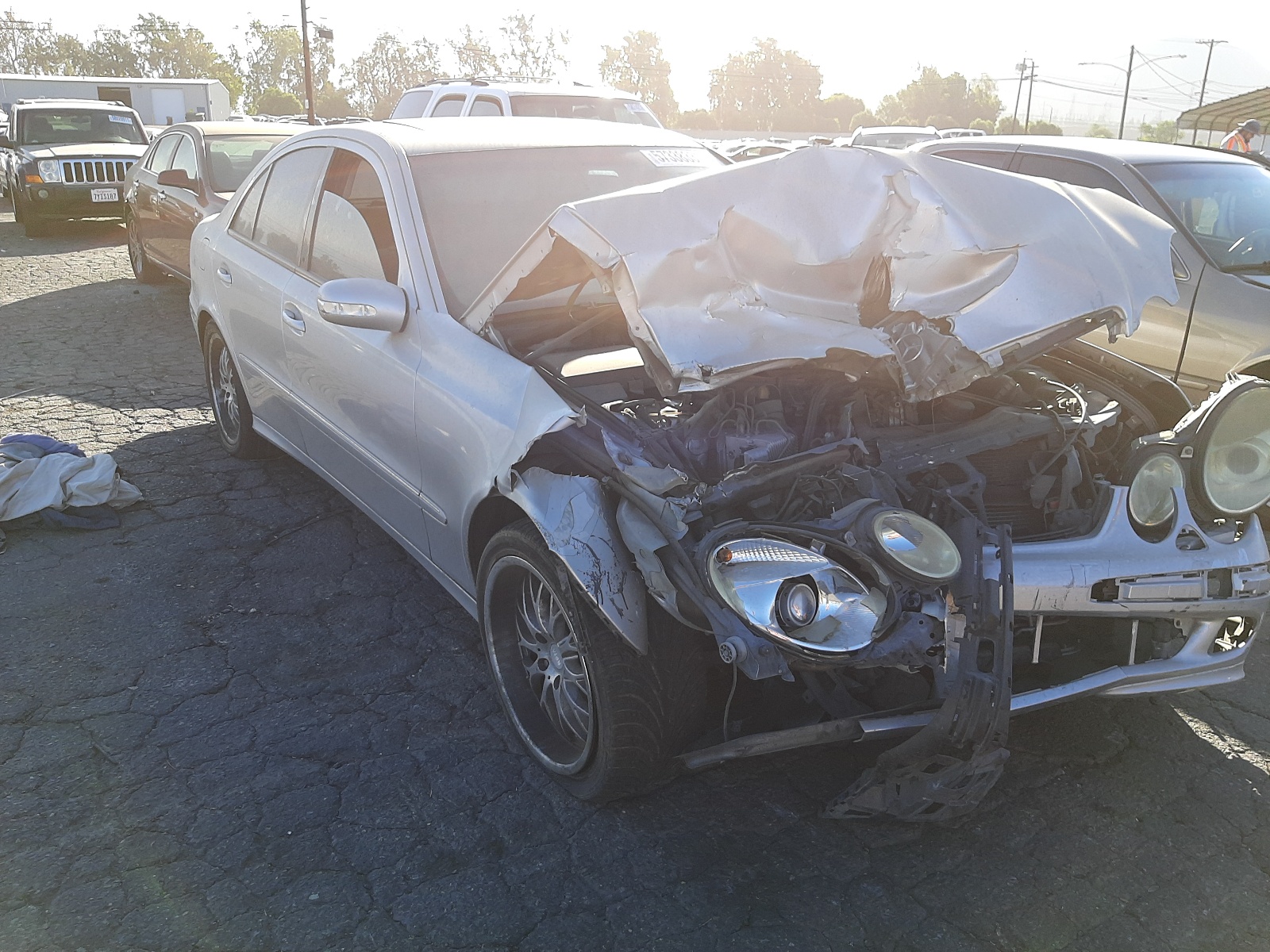 Photo 1 from auction – 2005 MERCEDES-BENZ E 320 with VIN WDBUF65J85A681481