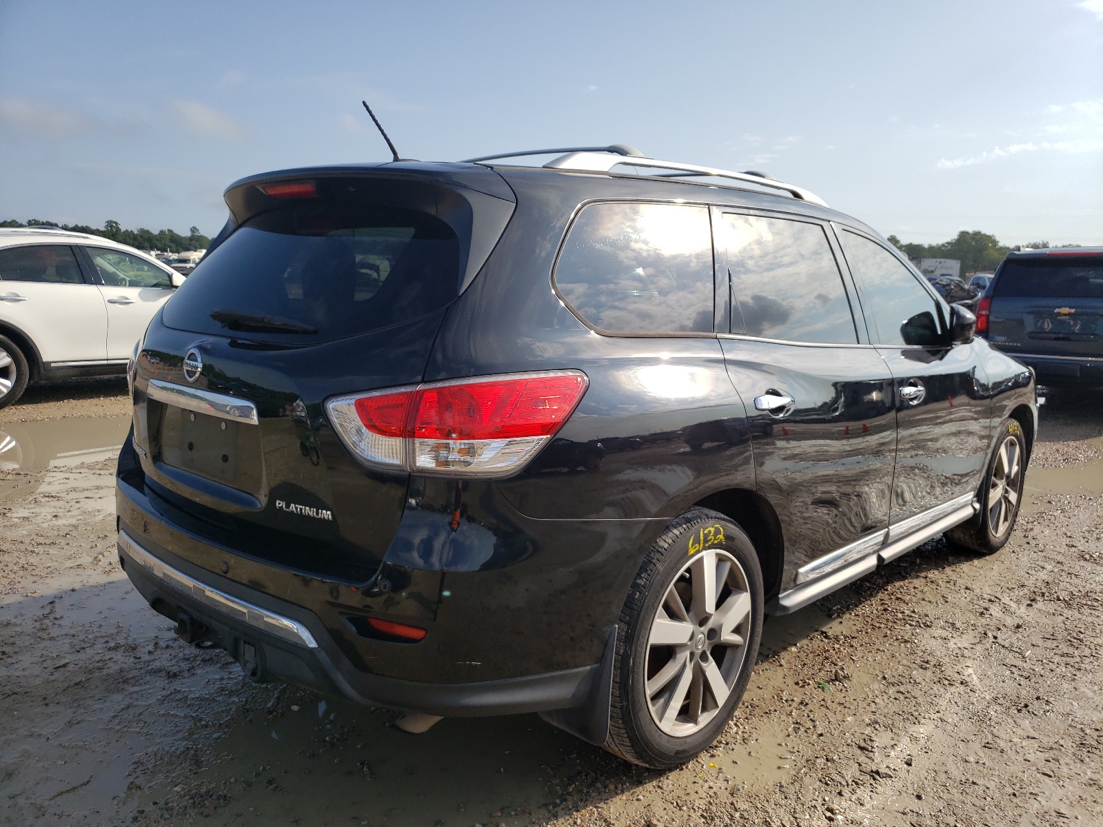 صورة رقم 4 من المزاد - 2015 NISSAN PATHFINDER مع VIN 5N1AR2MN7FC649857