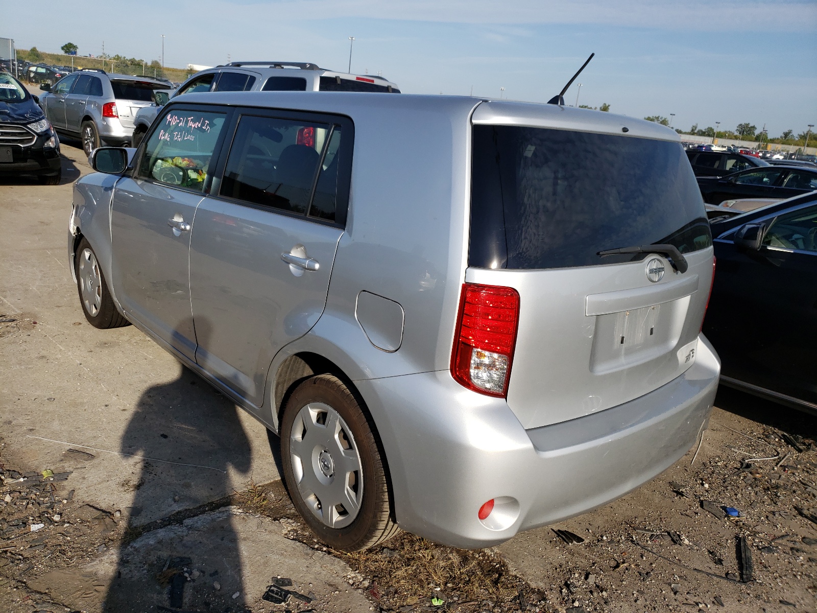 Photo 3 from auction – 2011 TOYOTA SCION XB with VIN JTLZE4FE1B1135864