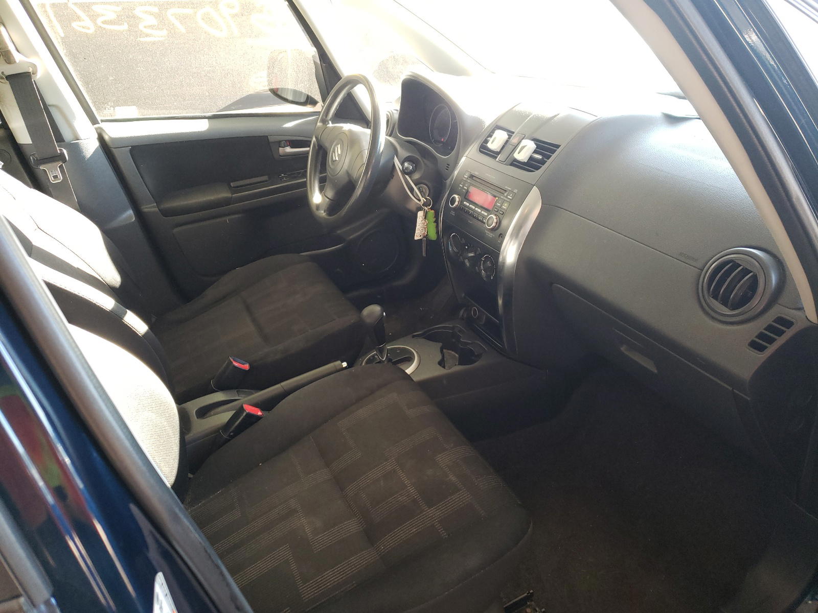 Photo 5 from auction – 2010 SUZUKI SX4 with VIN JS2YB5A30A6311550
