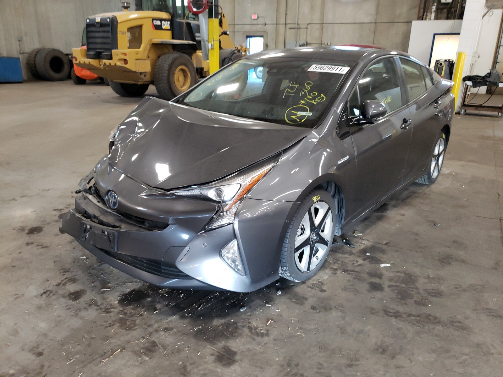 Photo 2 from auction – 2017 TOYOTA PRIUS with VIN JTDKARFU5H3048348