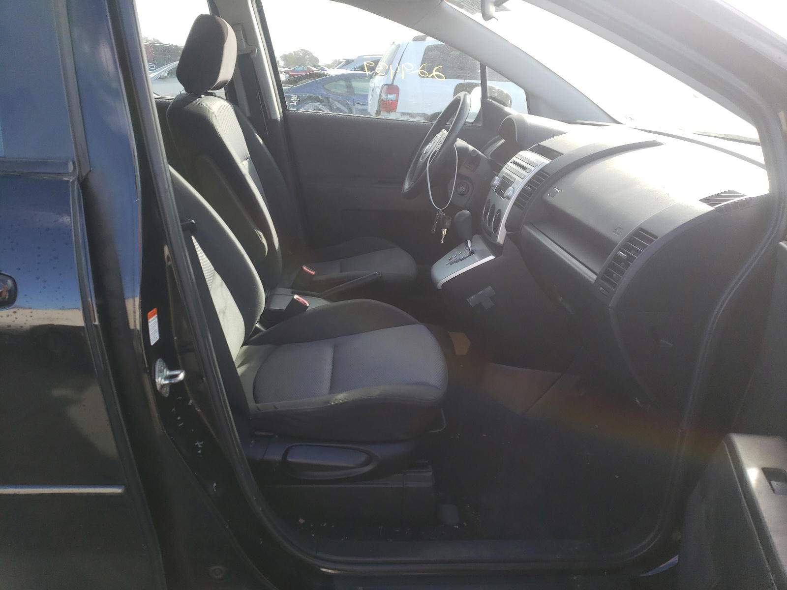 Photo 5 from auction – 2007 MAZDA 5 with VIN JM1CR293770136812