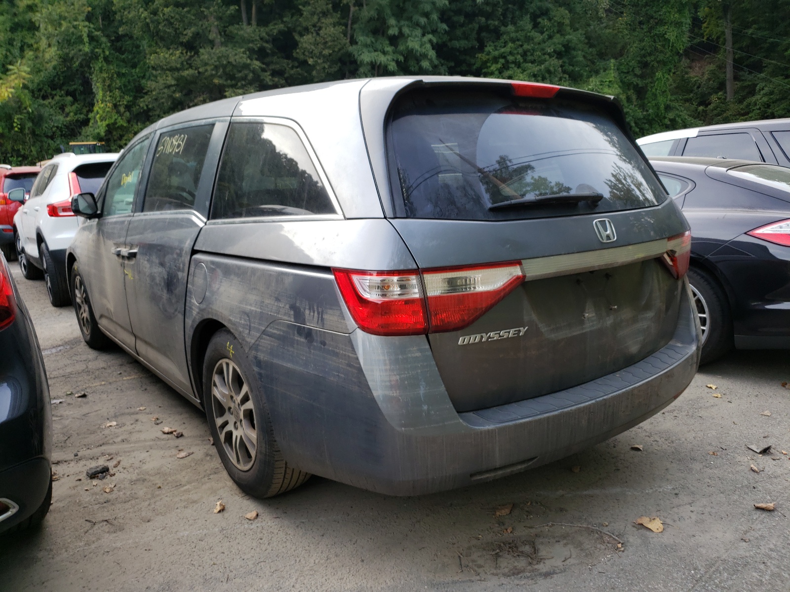 Photo 3 from auction – 2011 HONDA ODYSSEY EX with VIN 5FNRL5H62BB097078