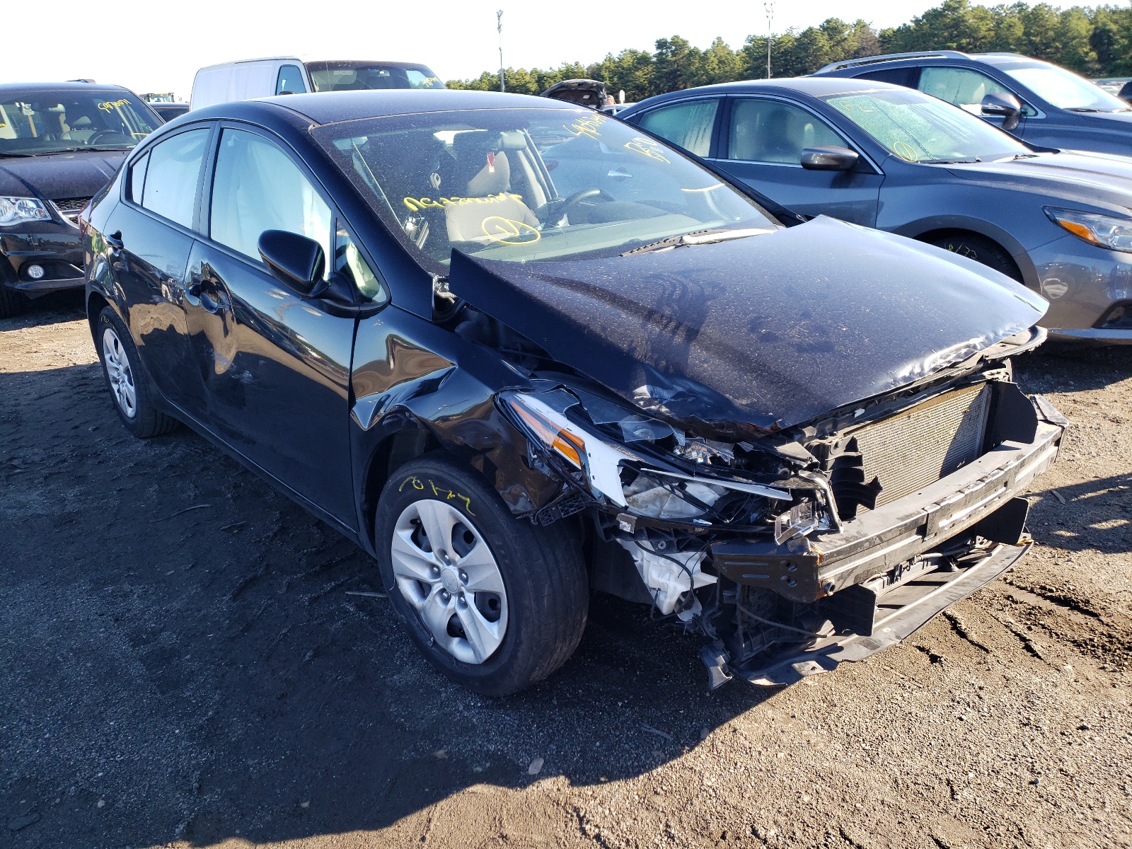 KIA FORTE LX 2018 with VIN 3KPFK4A73JE247433 - Photo from auction