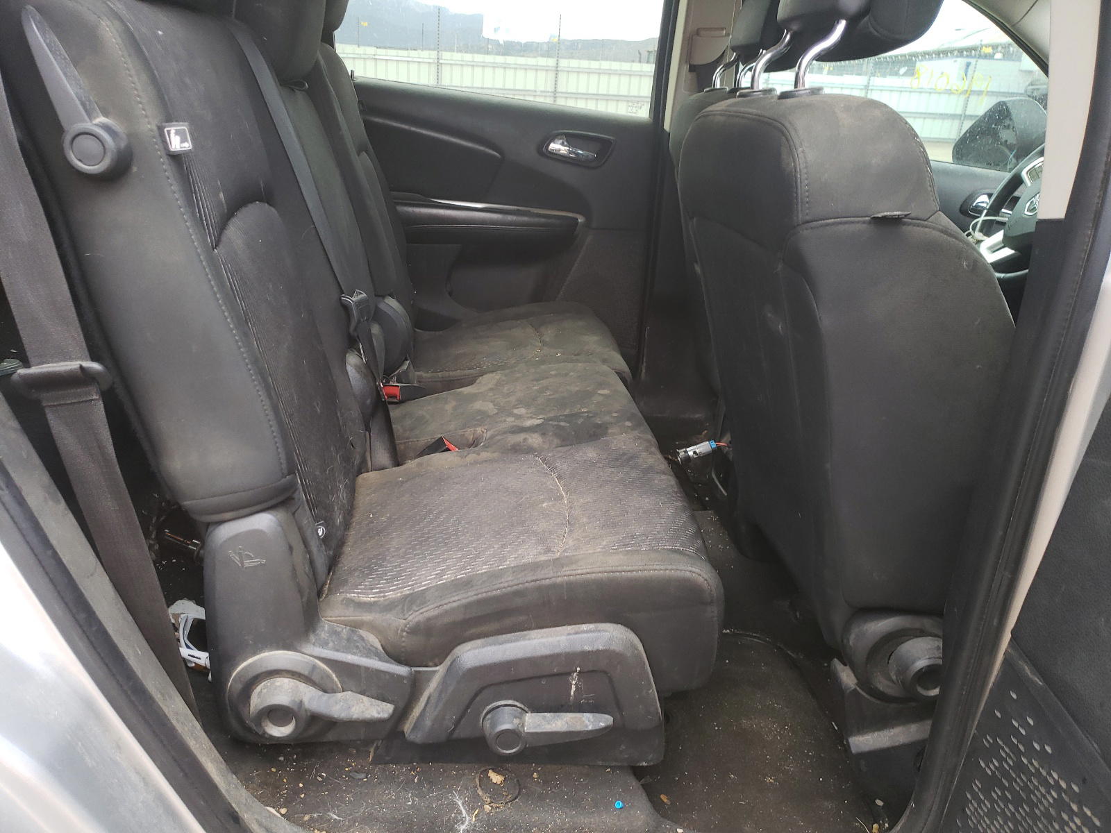 Photo 6 from auction – 2011 DODGE JOURNEY EX with VIN 3D4PG4FBXBT504977