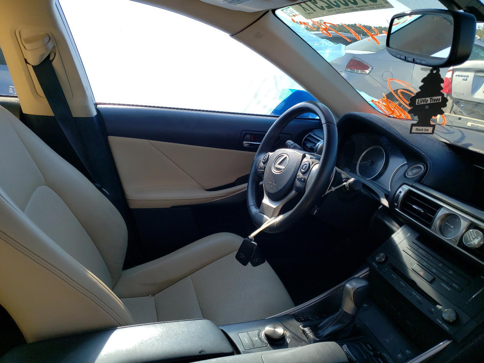 Photo 5 from auction – 2015 LEXUS IS 250 with VIN JTHBF1D23F5054265