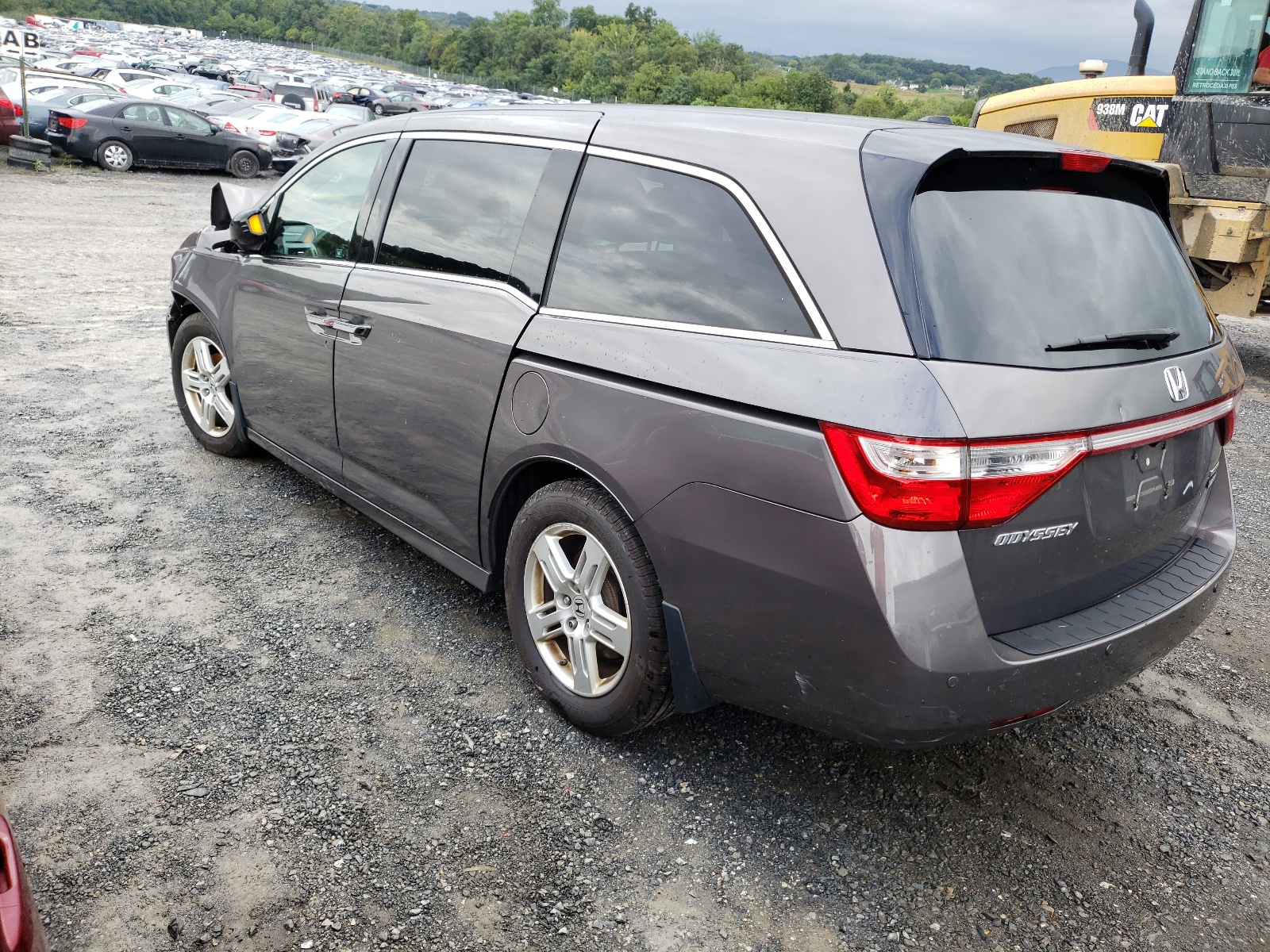 Photo 3 from auction – 2012 HONDA ODYSSEY TO with VIN 5FNRL5H97CB048549