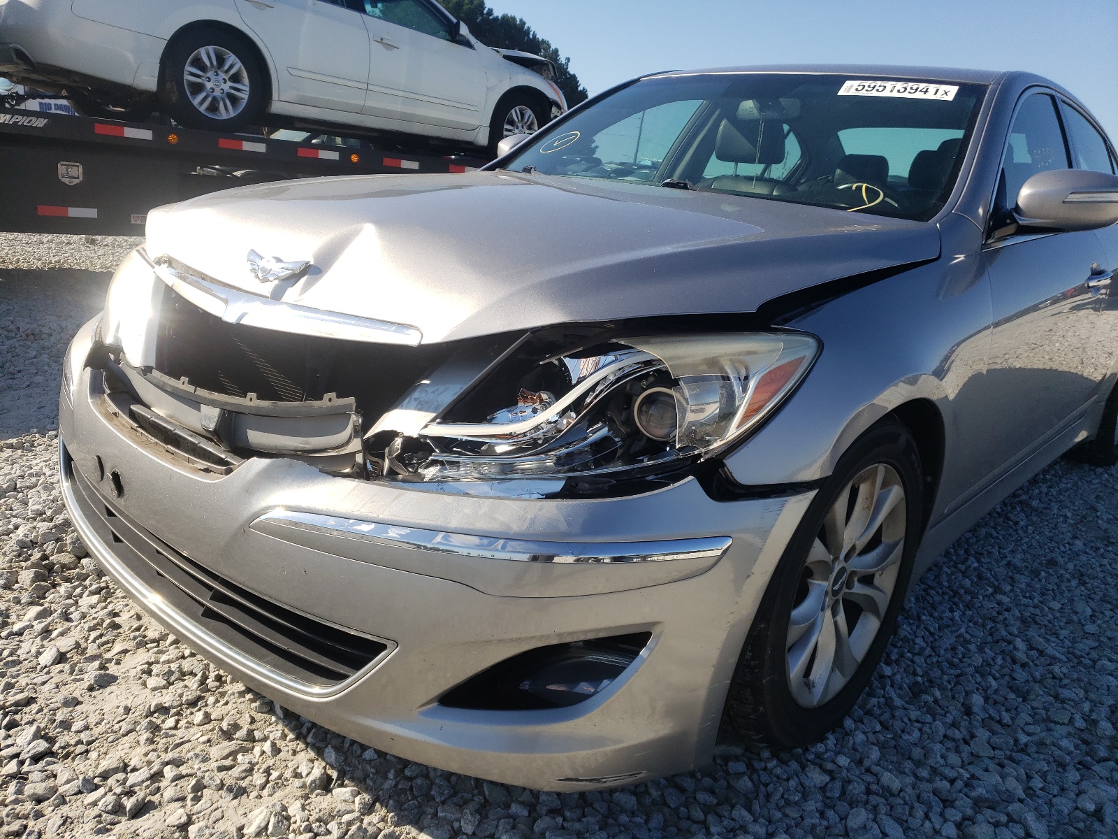 Photo 9 from auction – 2013 HYUNDAI GENESIS 3. with VIN KMHGC4DD4DU226708
