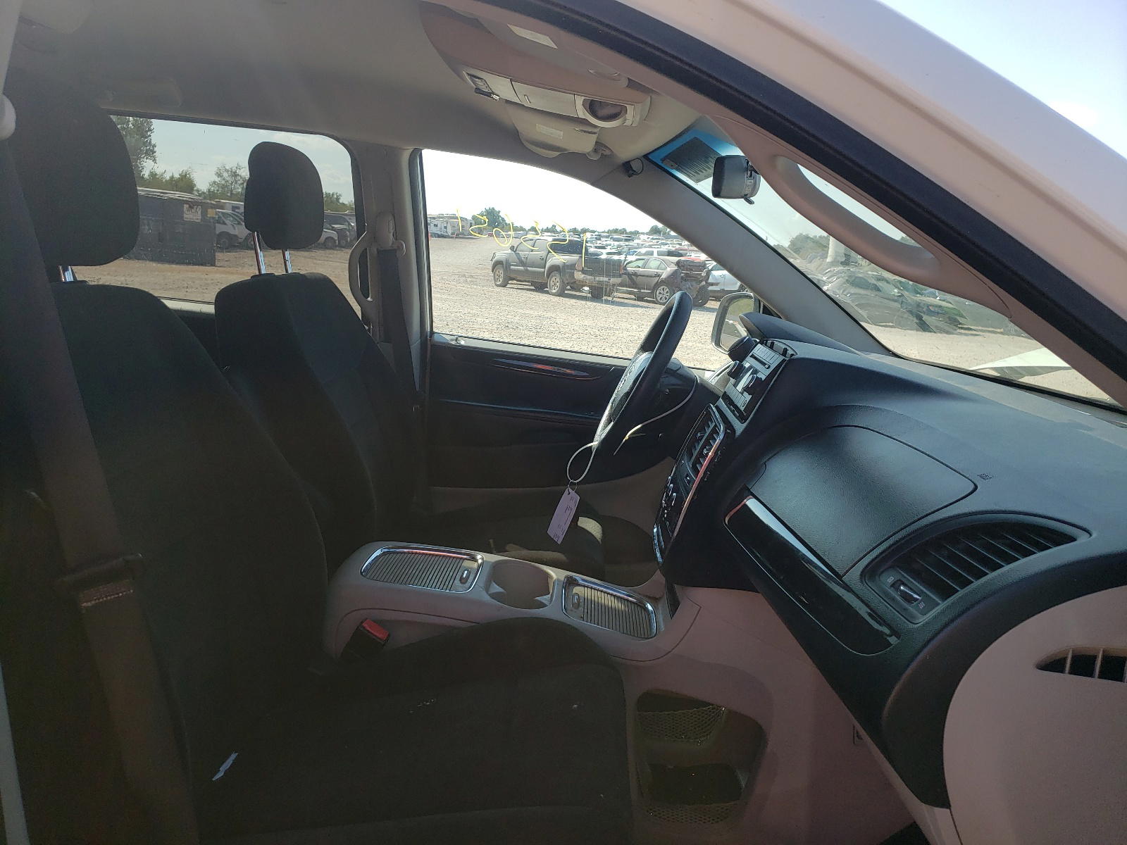 Photo 5 from auction – 2012 DODGE GRAND CARA with VIN 2C4RDGCG3CR279192