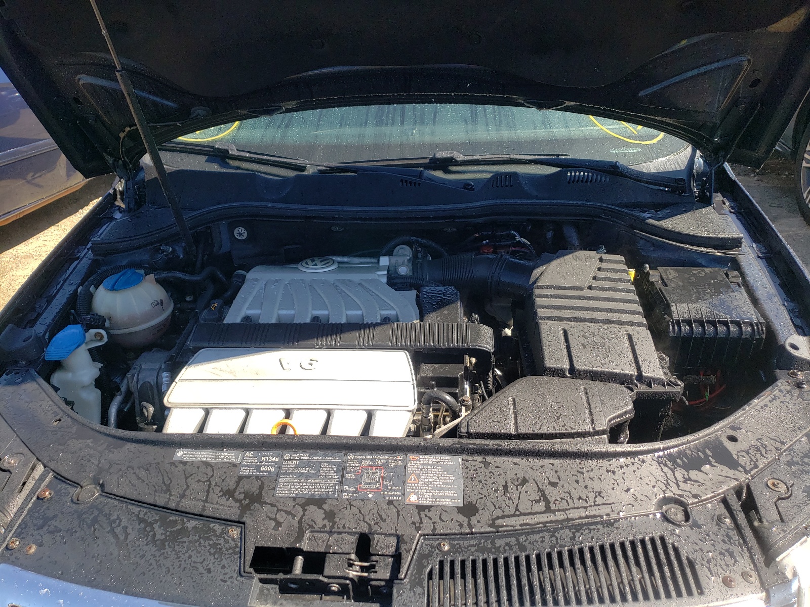 Photo 7 from auction – 2007 VOLKSWAGEN PASSAT 3.6 with VIN WVWVU73CX7E002604