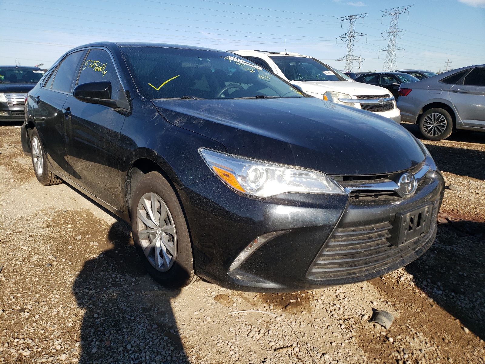 TOYOTA CAMRY LE 2017 with VIN 4T1BF1FK2HU302153 - Photo from auction