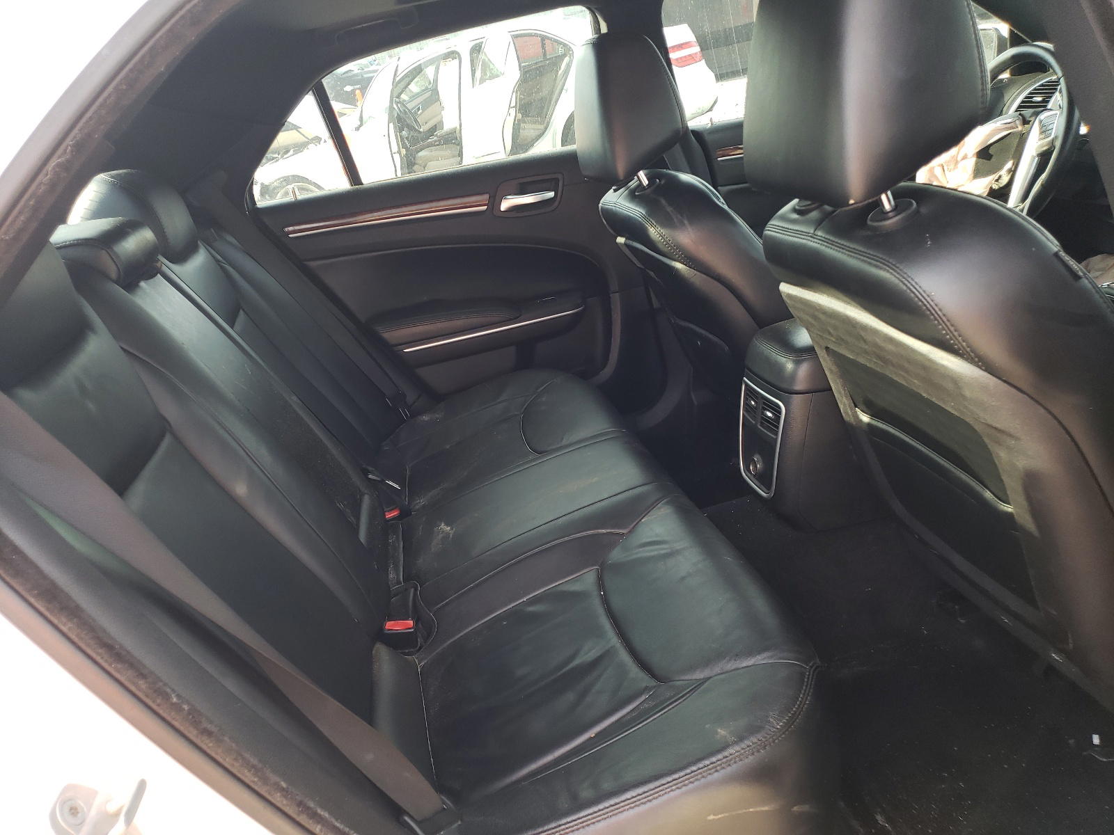 Photo 6 from auction – 2013 CHRYSLER 300 with VIN 2C3CCARG7DH505839