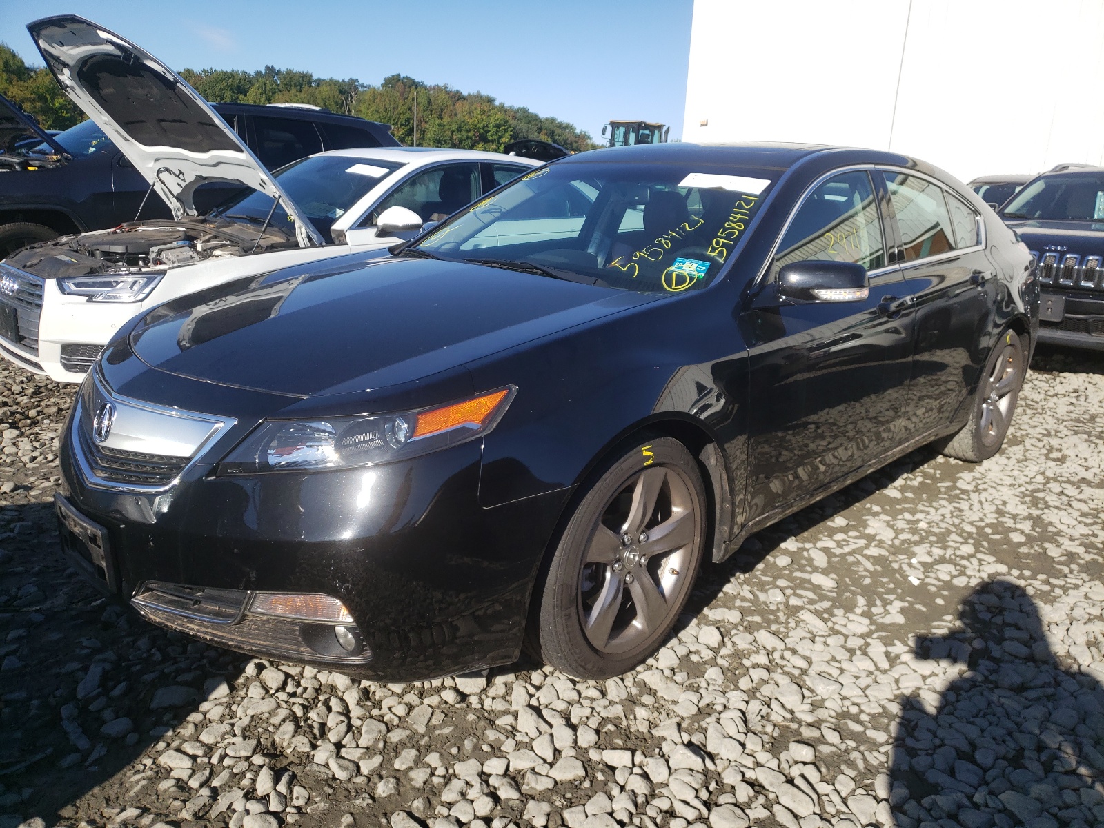 Photo 2 from auction – 2013 ACURA TL TECH with VIN 19UUA9F56DA001550