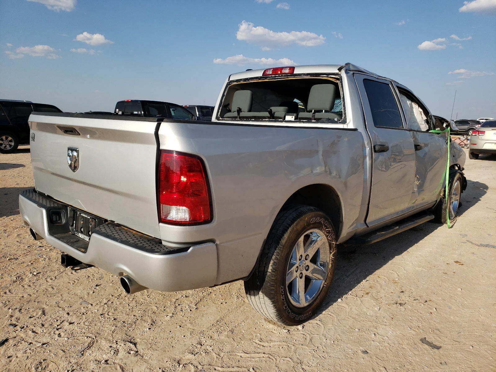 Photo 4 from auction – 2015 RAM 1500 ST with VIN 1C6RR6KT0FS650345
