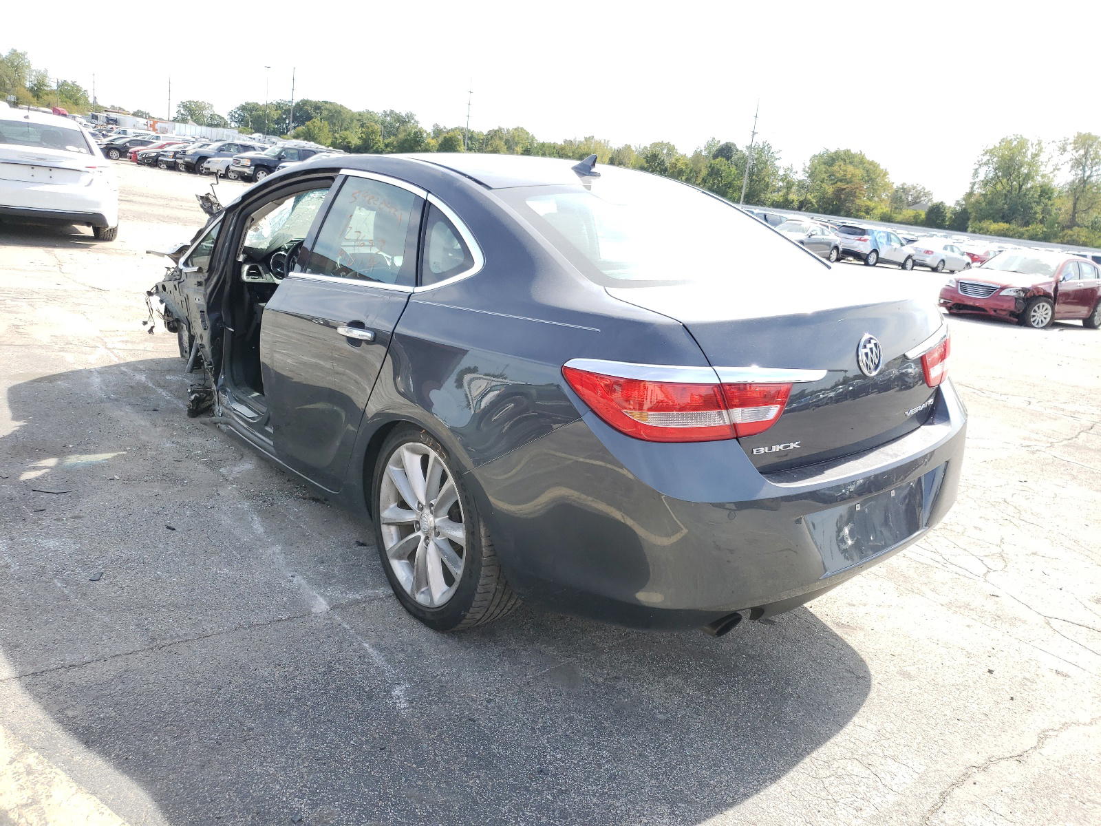 Photo 3 from auction – 2012 BUICK VERANO with VIN 1G4PS5SK3C4167336