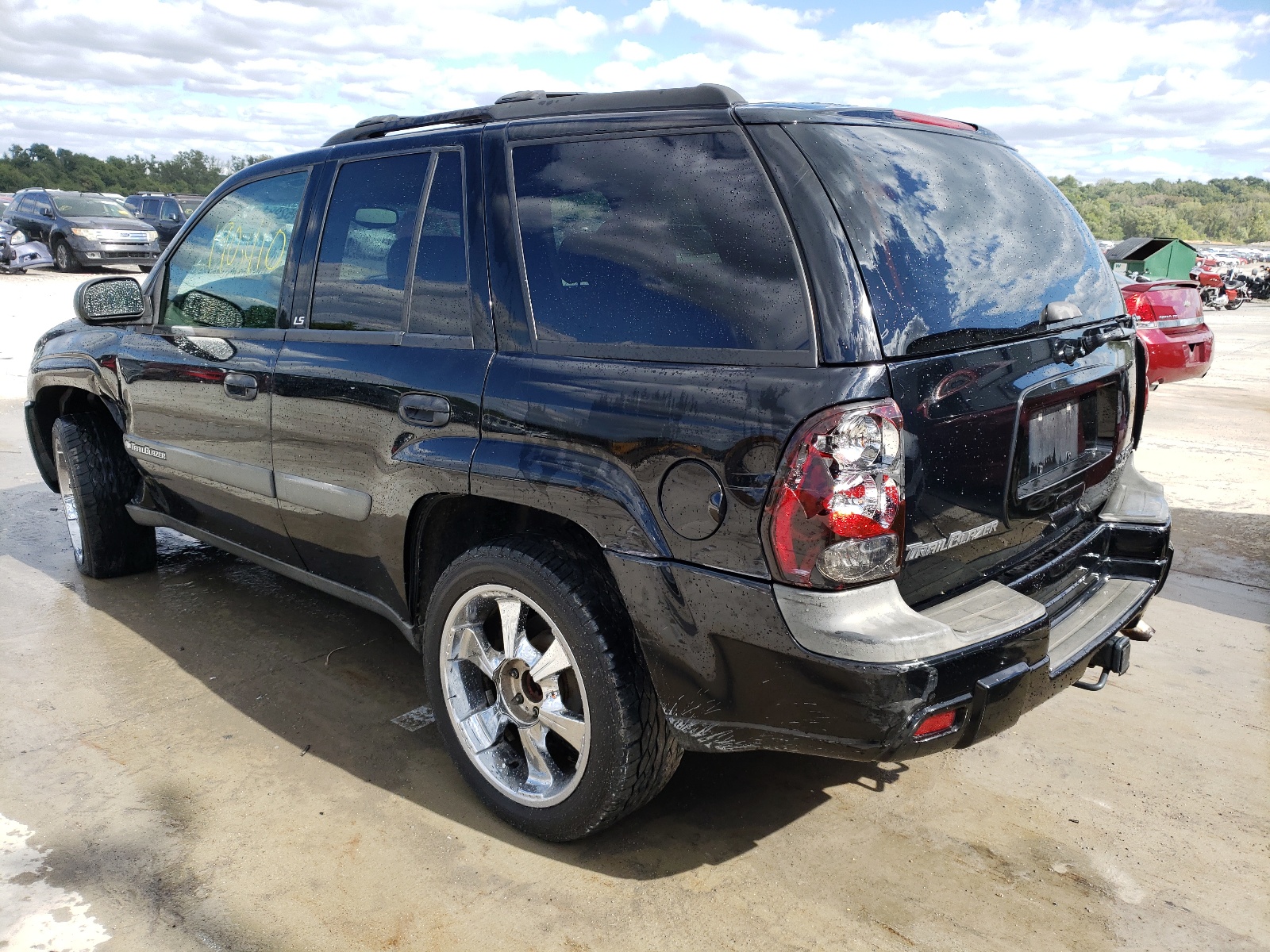 Photo 3 from auction – 2004 CHEVROLET TRAILBLAZE with VIN 1GNDS13S542393221