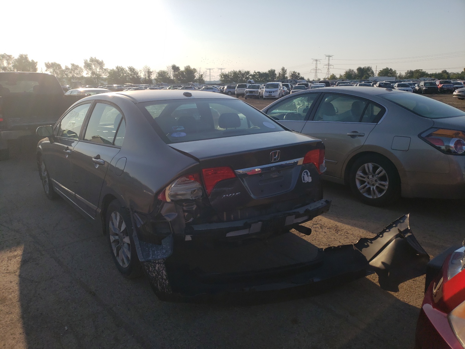 Photo 3 from auction – 2009 HONDA CIVIC EXL with VIN 19XFA16929E007023