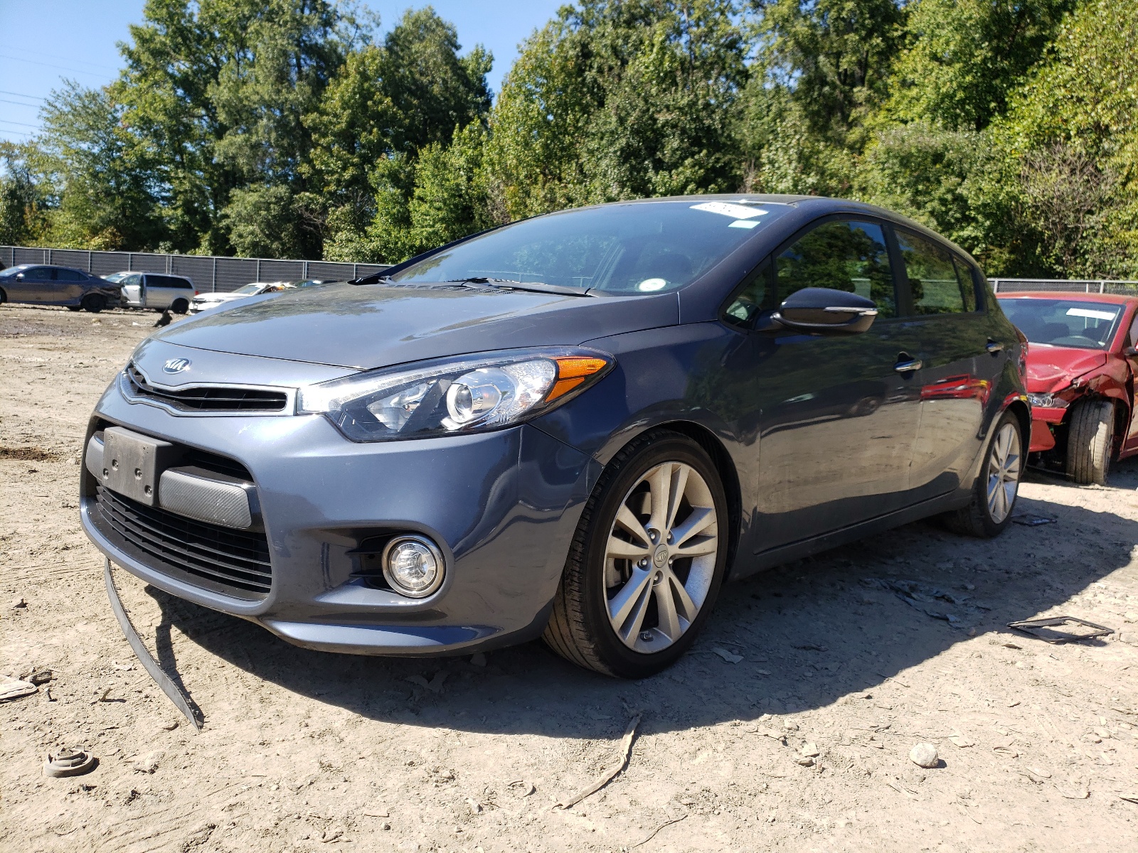 Photo 2 from auction – 2016 KIA FORTE SX with VIN KNAFZ5A33G5587889