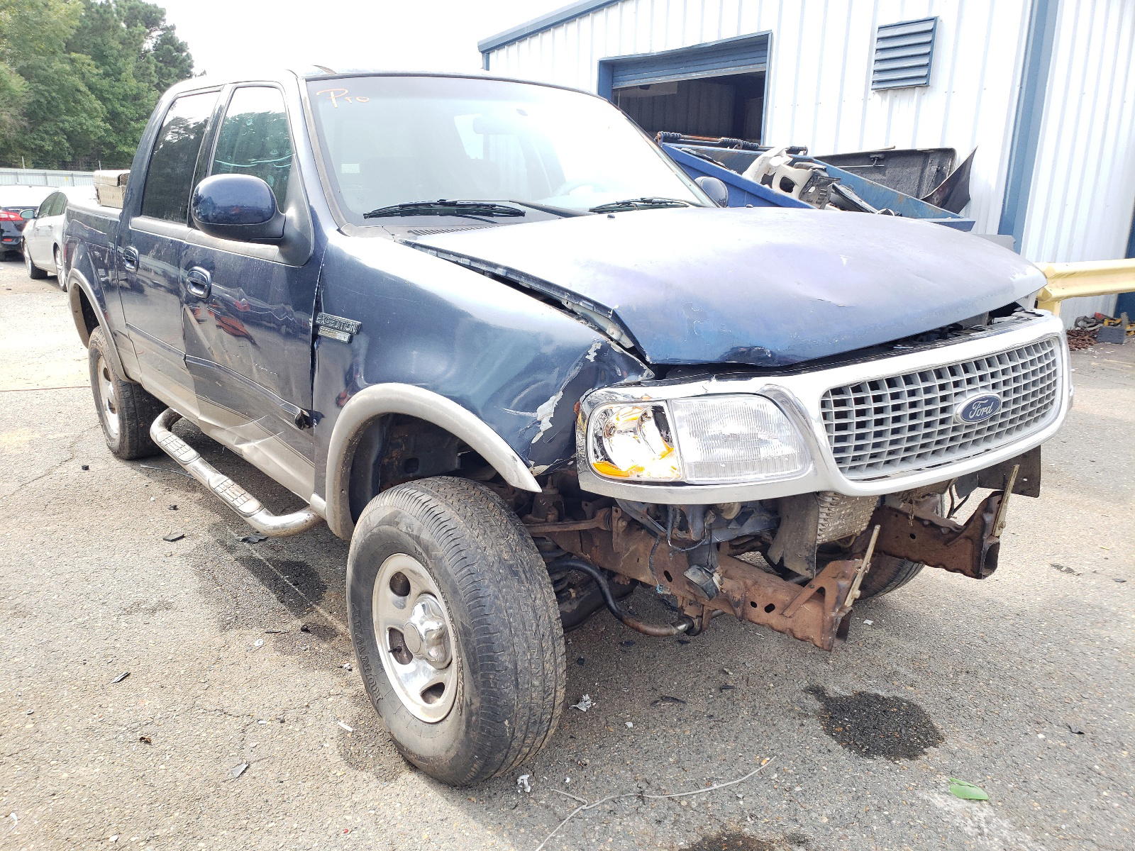 FORD F150 SUPER 2002 with VIN 1FTRW07L02KD78686 - Photo from auction