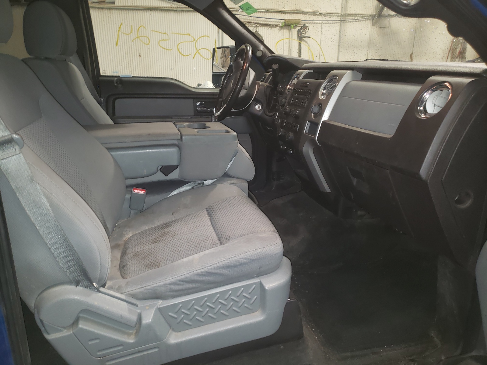 Photo 5 from auction – 2012 FORD F150 SUPER with VIN 1FTFW1EF1CKD62925