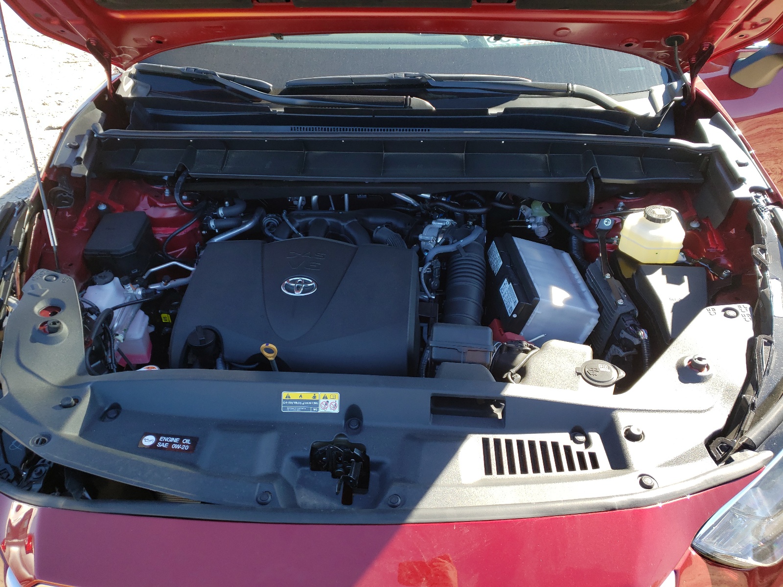 Photo 7 from auction – 2021 TOYOTA HIGHLANDER with VIN 5TDGZRBH7MS549726