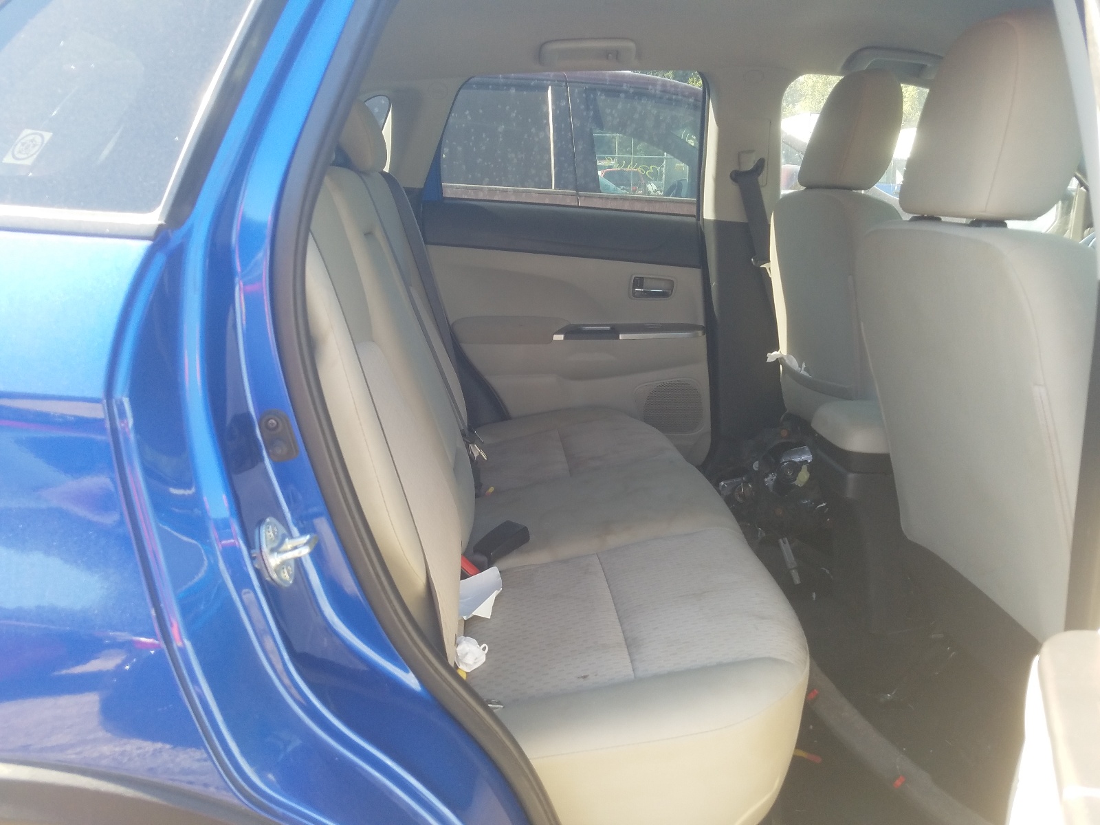 Photo 6 from auction – 2019 MITSUBISHI OUTLANDER with VIN JA4AP3AUXKU014464