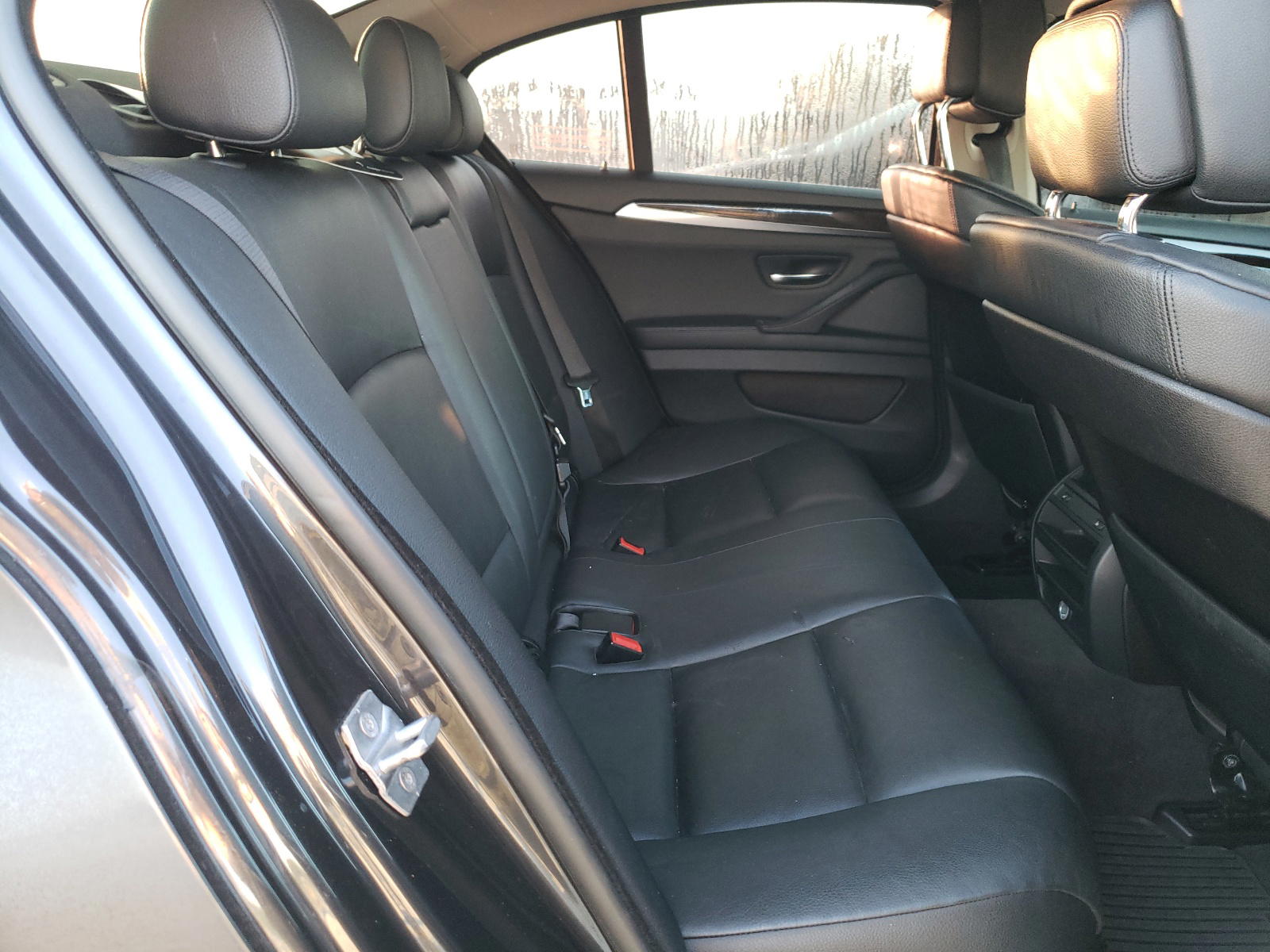 Photo 6 from auction – 2013 BMW 528 XI with VIN WBAXH5C55DD110405