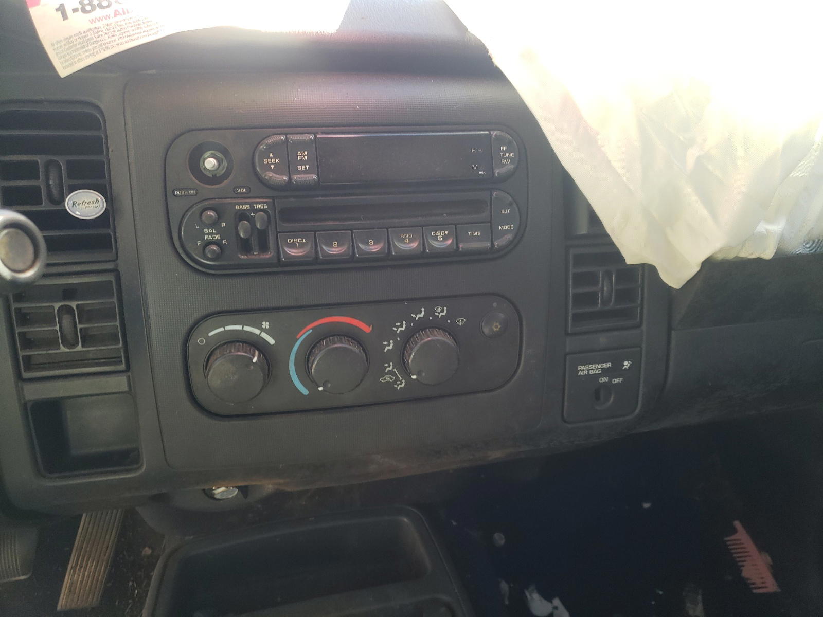 Photo 9 from auction – 2003 DODGE DAKOTA SXT with VIN 1D7FL16X03S362176