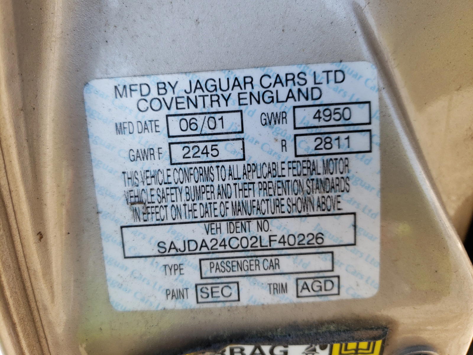 Photo 10 from auction – 2002 JAGUAR VANDENPLAS with VIN SAJDA24C02LF40226